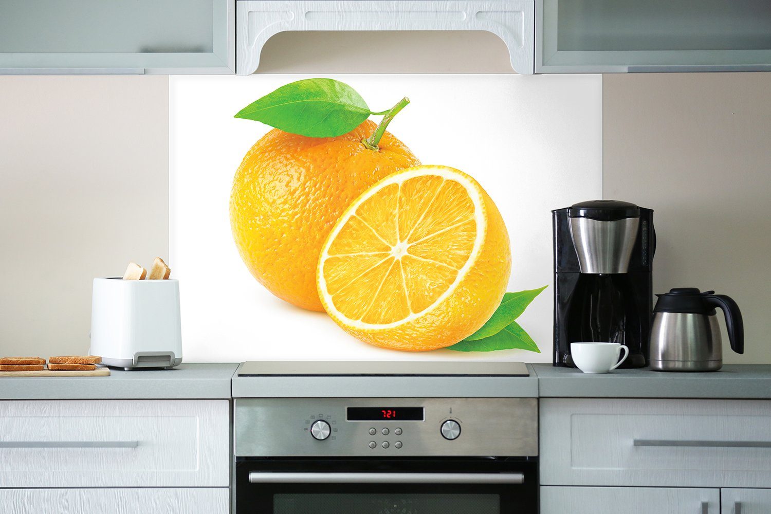 Wallario Küchenrückwand Orangen vor (1-tlg) Hintergrund, Saftige weißem