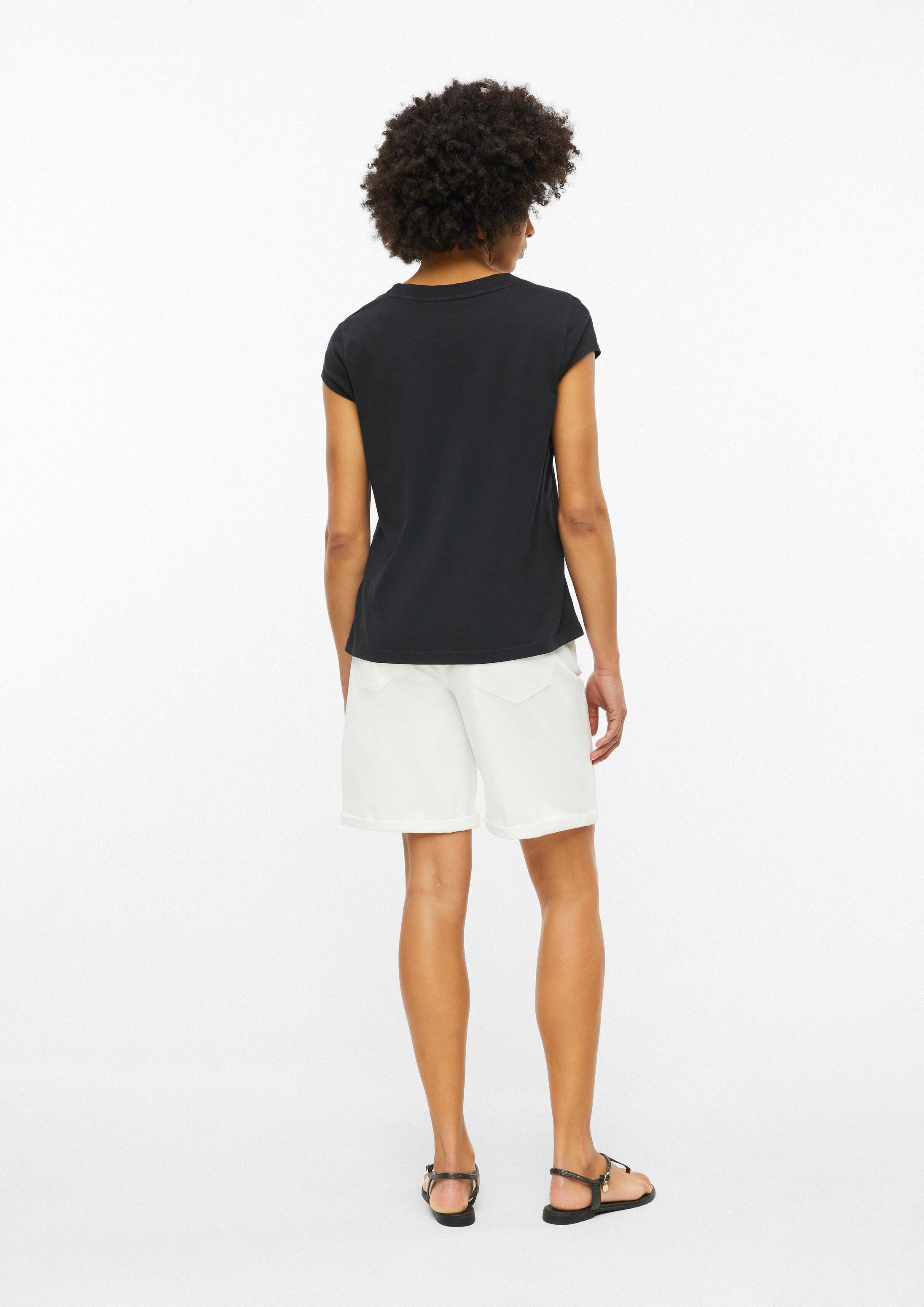 s.Oliver Kurzarmshirt T-Shirt Baumwollshirt mit Rundhalsauschnitt und Garment Dye