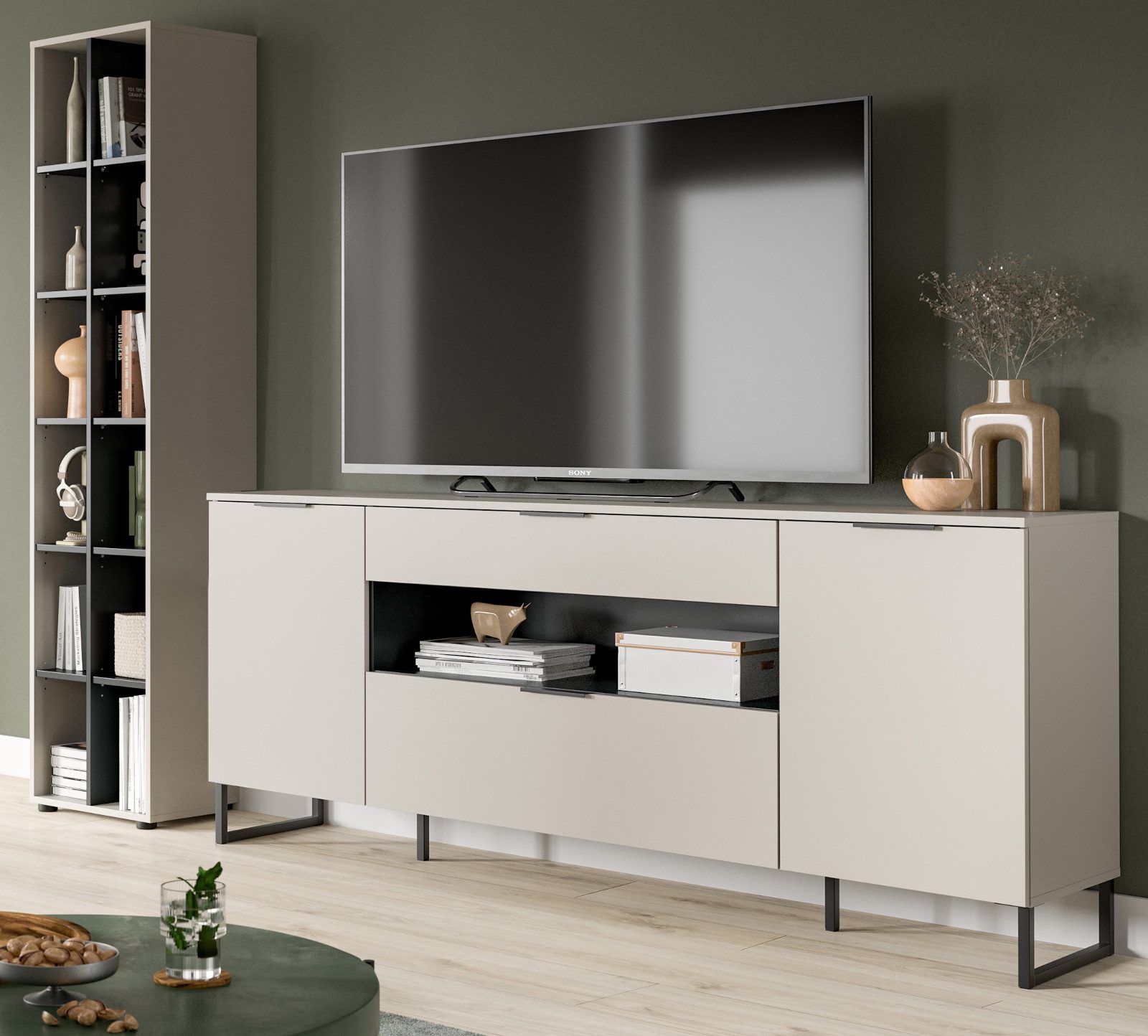 Inn.Furn Wohnwand Morena, (Wohnkombination in Kaschmir / Sand und Schwarz, 2-teilig, 240 x 192 cm), TV Lowboard 185 x 90 cm, Soft-Close-Funktion