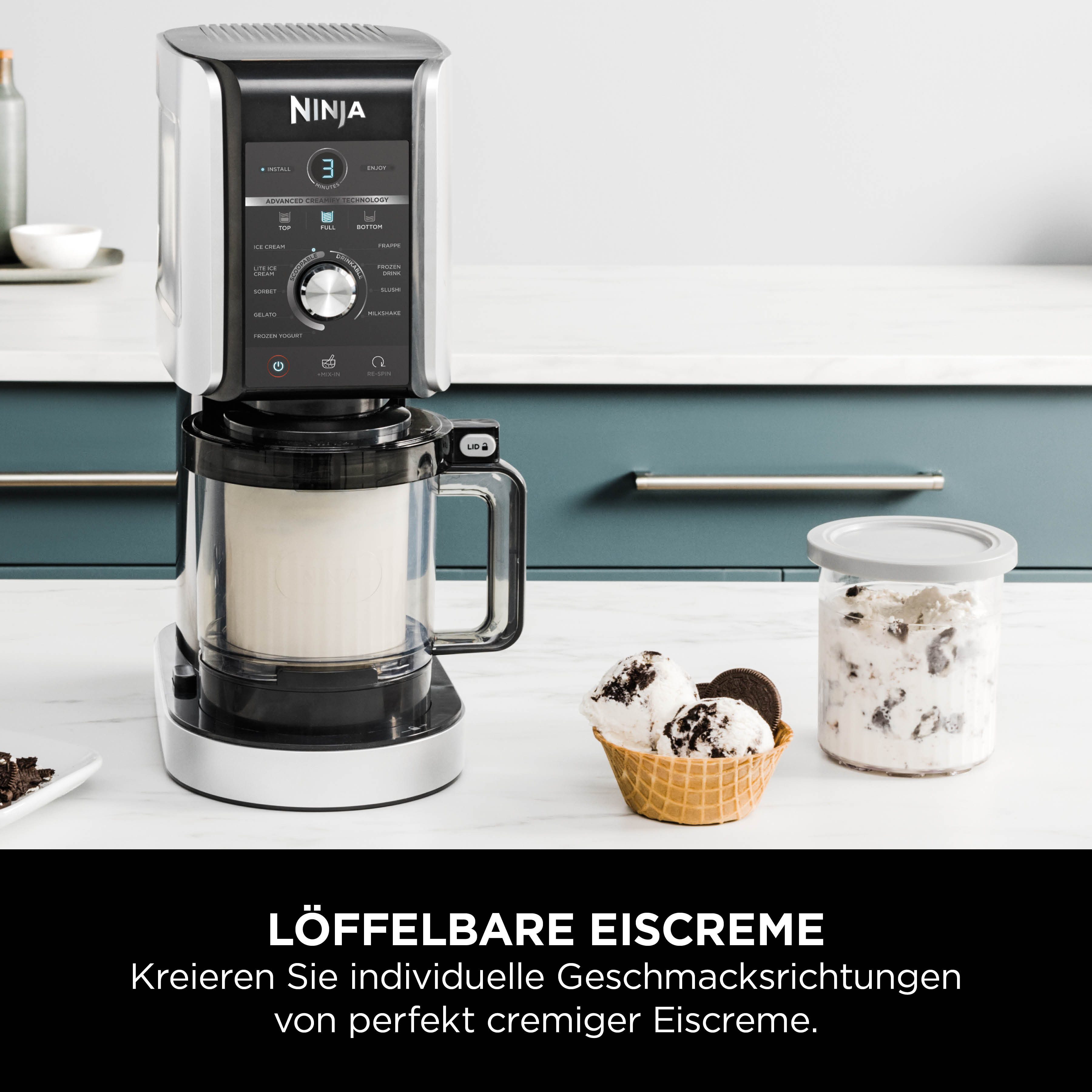 NINJA Eismaschine NC502EU Creami Deluxe, 10-in-1 Eis-und Eisgetränkmaschine, 0,71 l, 800 W, Mit 2x 710 ml Deluxe Behältern und Deckeln