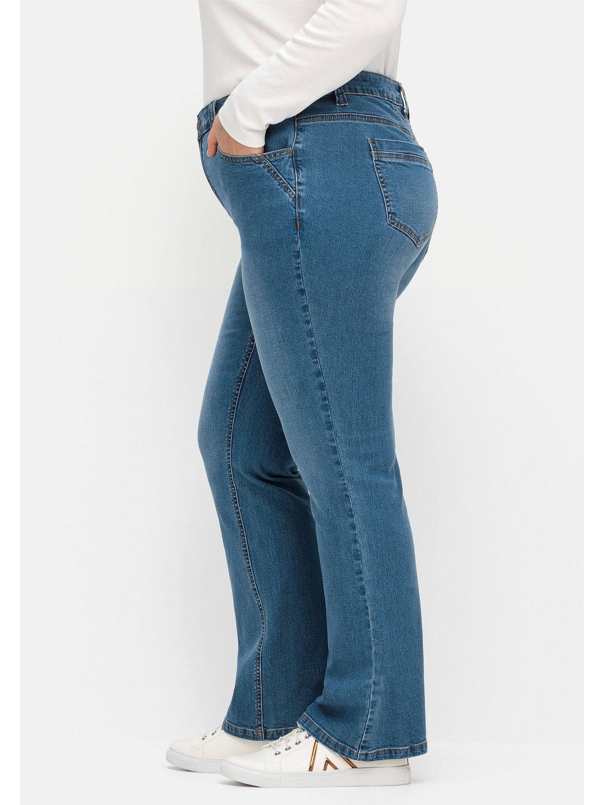 ideal bei Beinen Sheego Größen viel Denim Bauch blue Große schmalen Bootcut-Jeans SUSANNE und