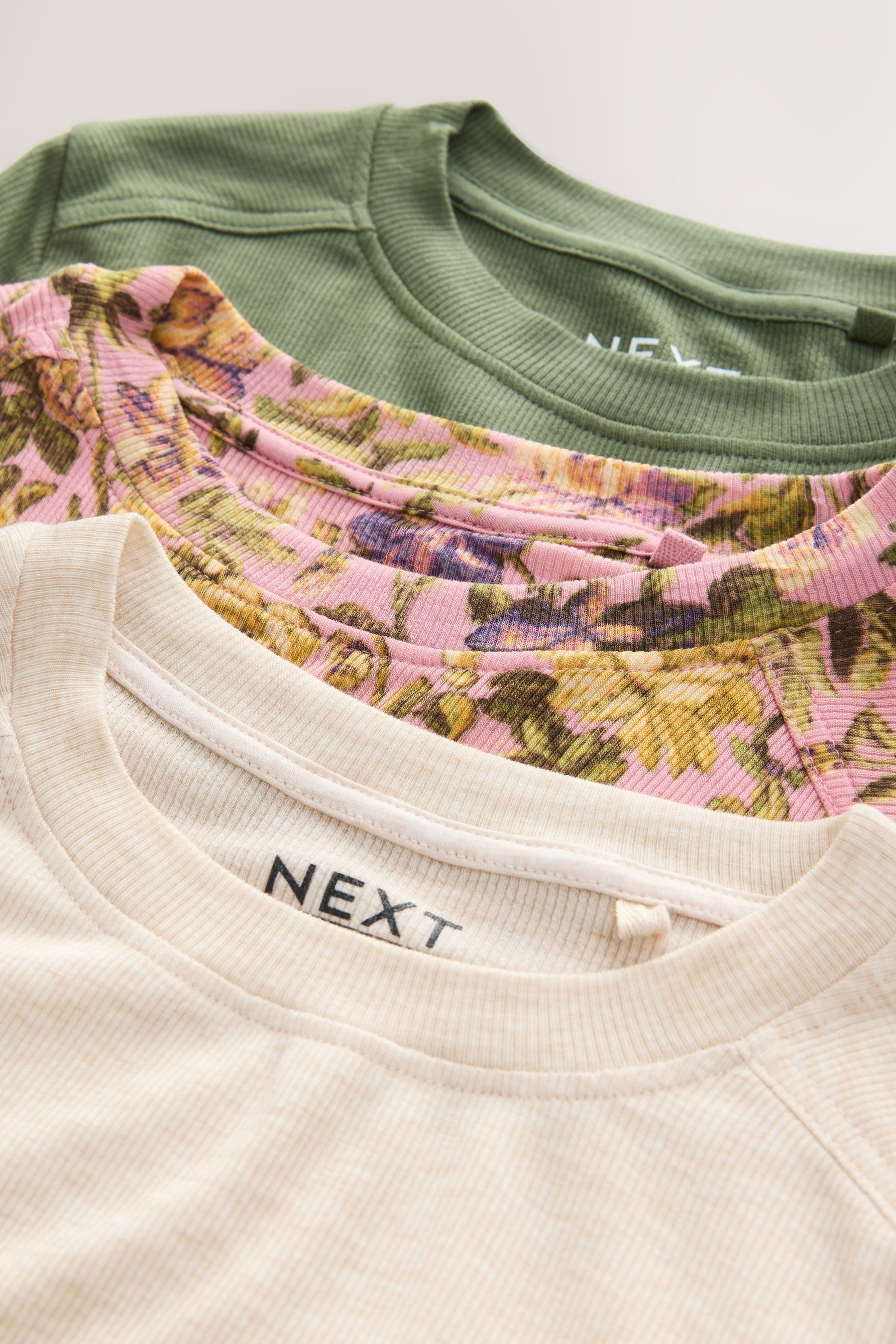 Next Langarmshirt 3er-Pack Langarm-Rundhalsoberteile mit Lyocell (3-tlg)