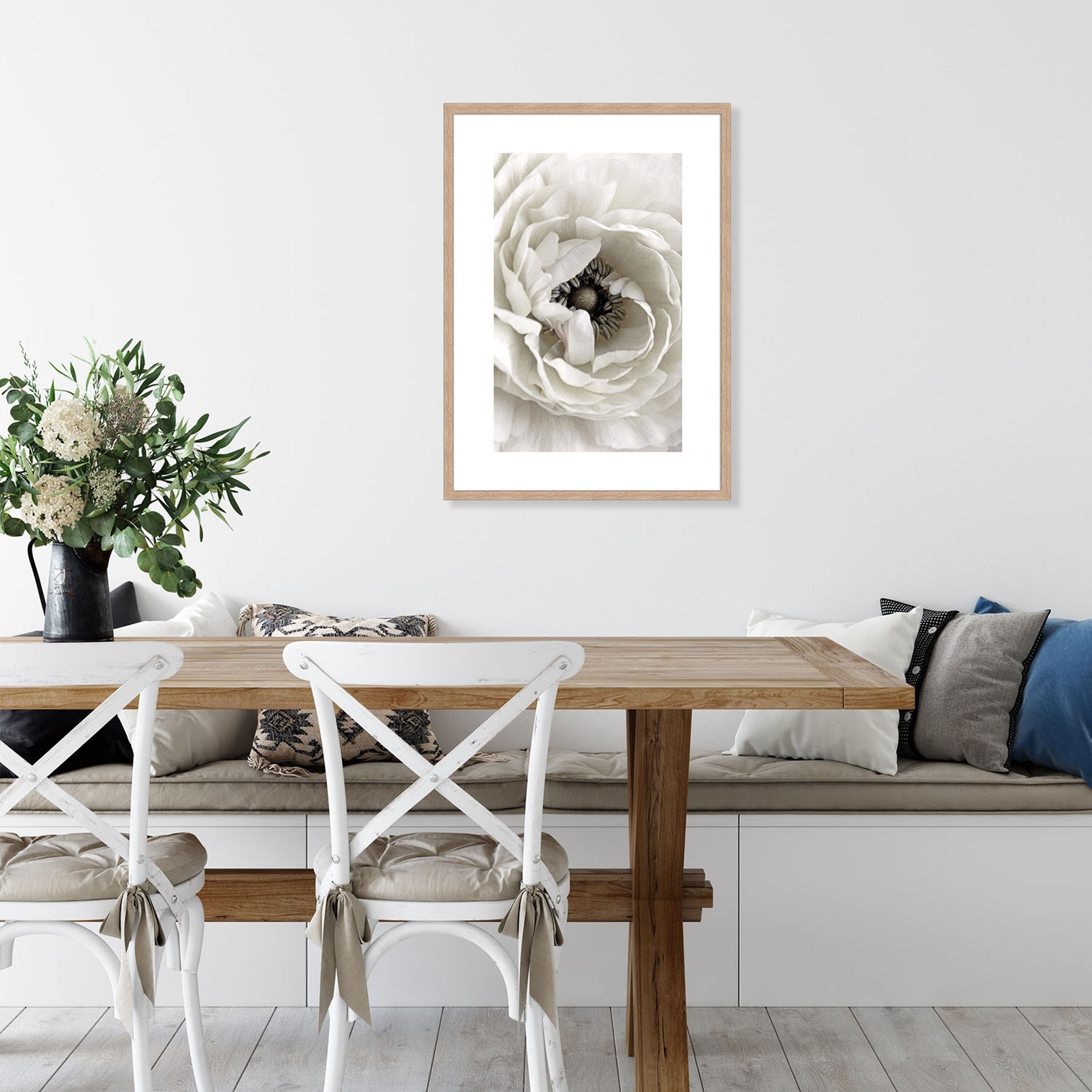 artissimo Bild weiße mit Design-Poster Holz-Rahmen gerahmt weiße Rahmen mit Close-Up / Blume, 51x71cm / Bild Blüte