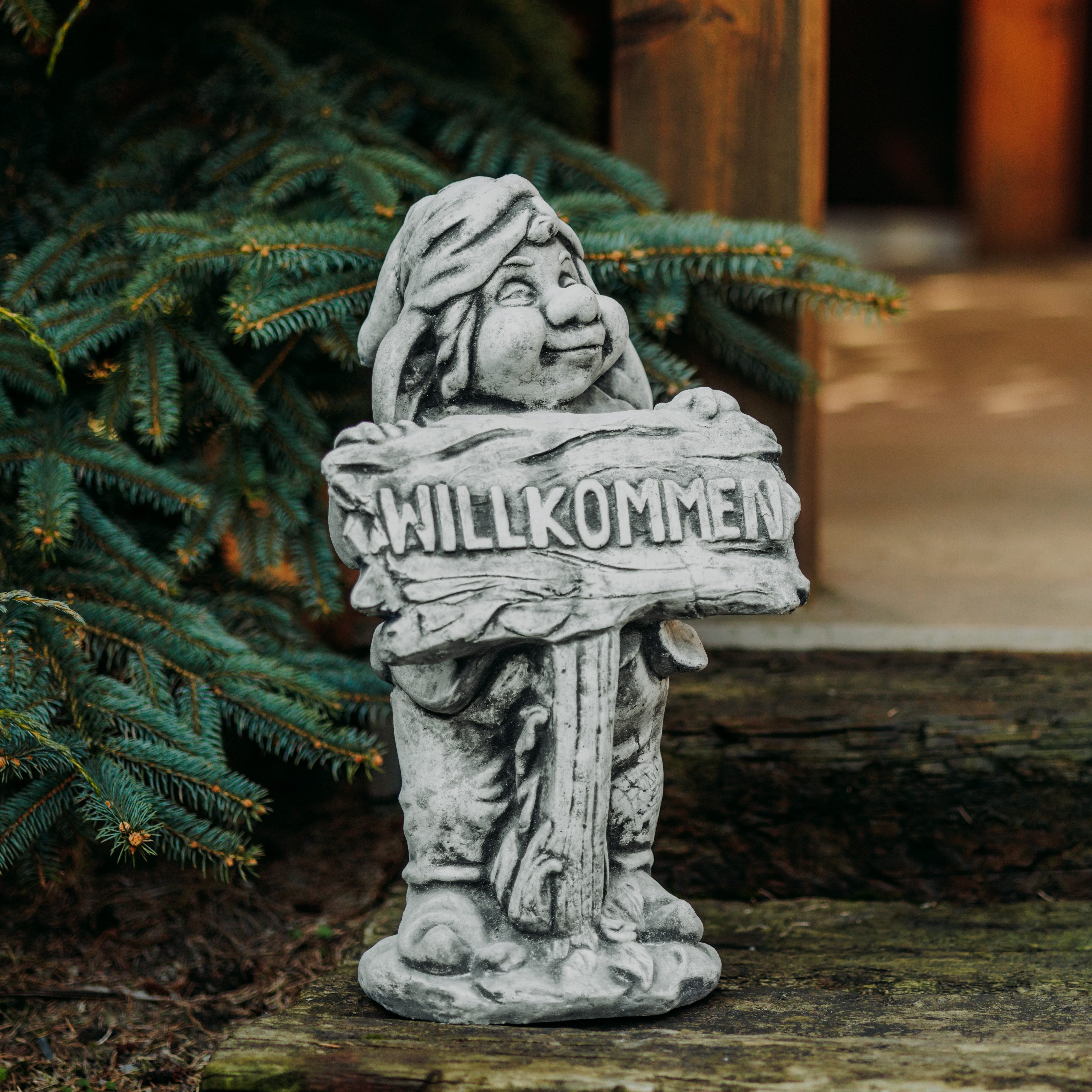 gartendekoparadies.de Gartenfigur Steinfigur Gnom Wichtel Willkommen 47 cm Höhe, 20 kg, Frostsicher