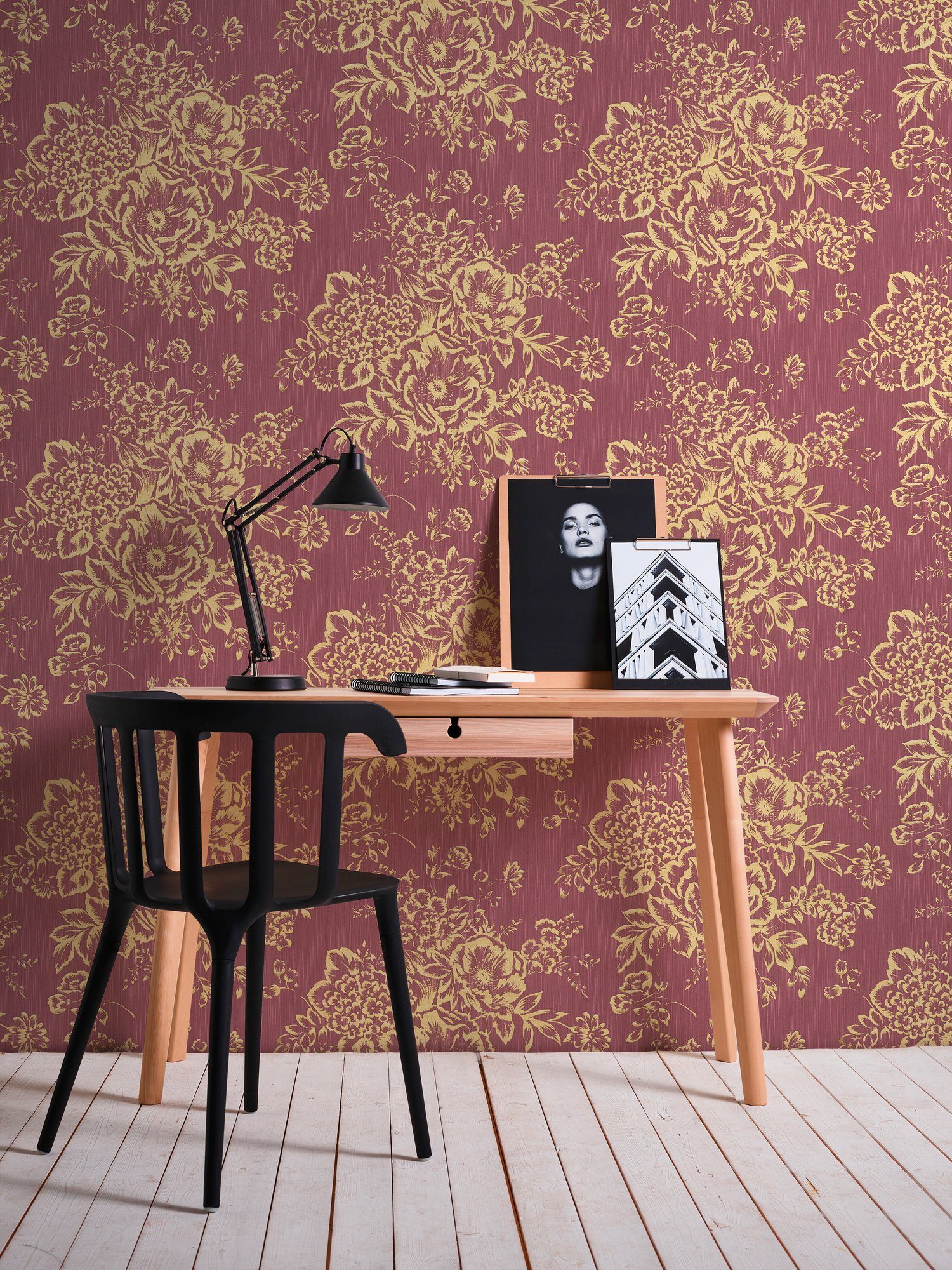 Architects Paper Textiltapete Metallic Silk, Tapete samtig, matt, floral, gold/rot Blumen glänzend, Barocktapete