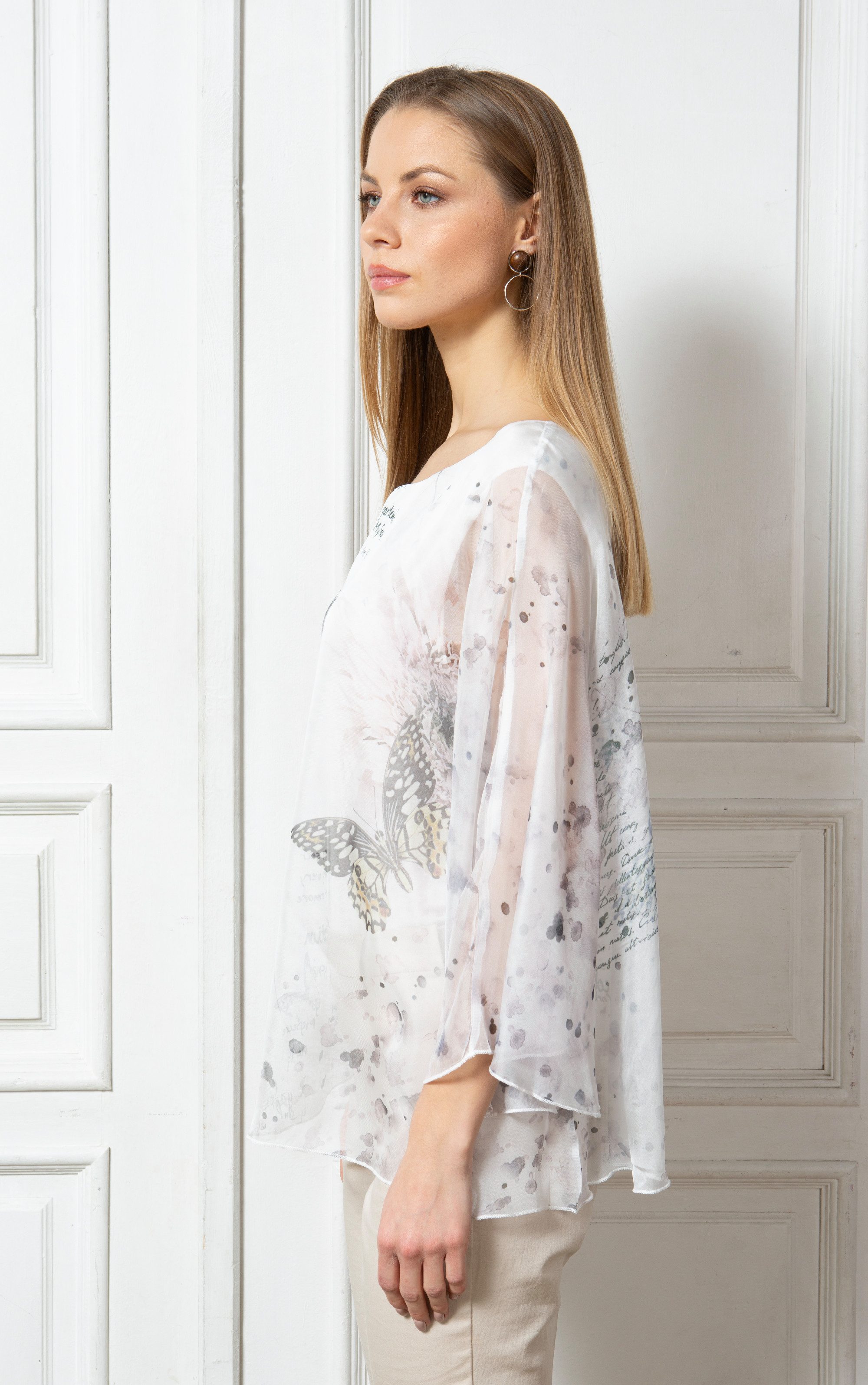 Passioni Tunika im zarten Ton-in-Ton Schmetterlings- und Blumenprint günstig online kaufen