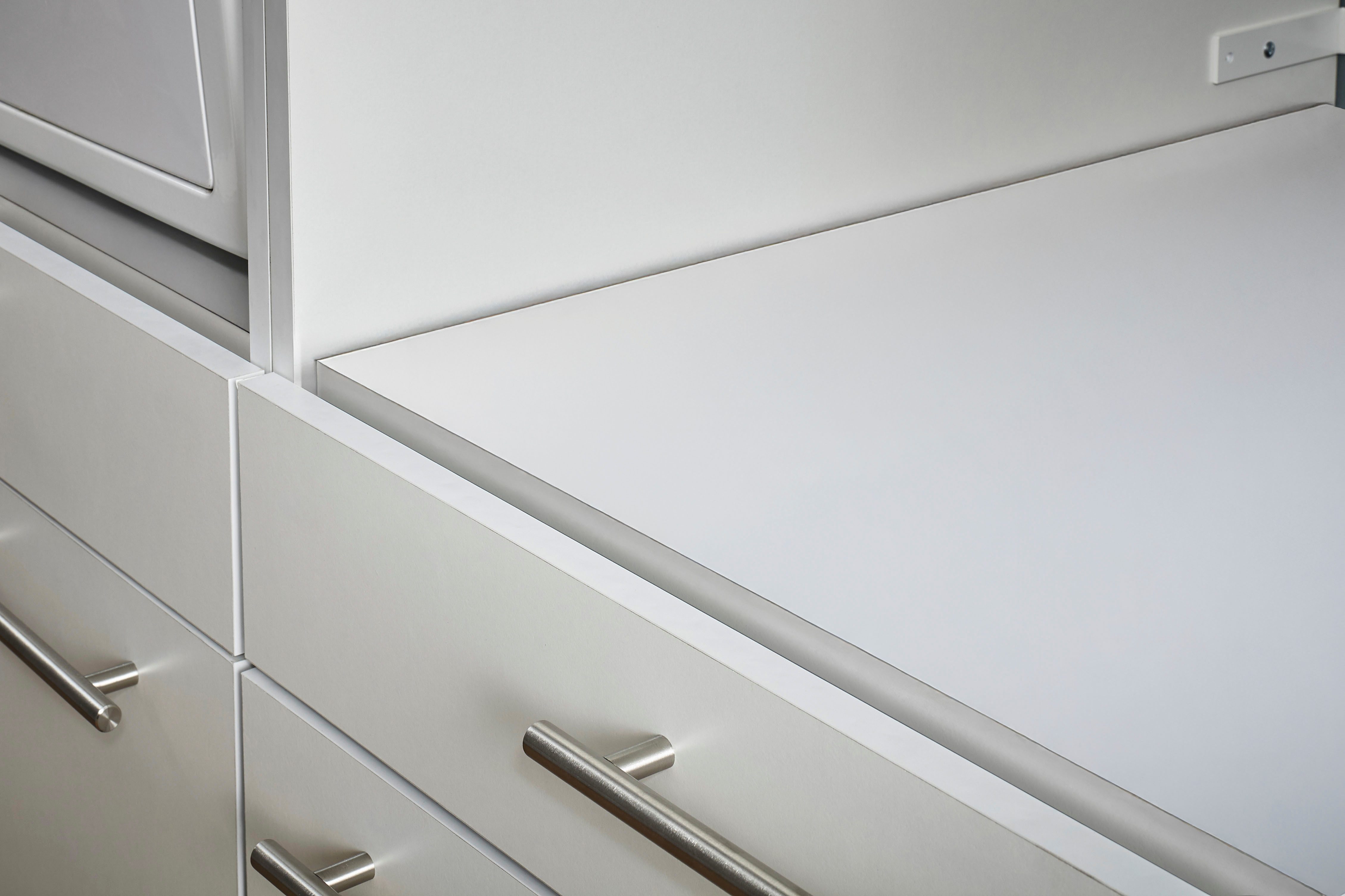 Laundreezy Mehrzweckschrank-Set Laundreezy, 9-tlg. Mehrzweckschrank-Set B/H/T 253/238/68 cm, (9-St), Breite 253 cm, Soft-Close-Funktion für Türen