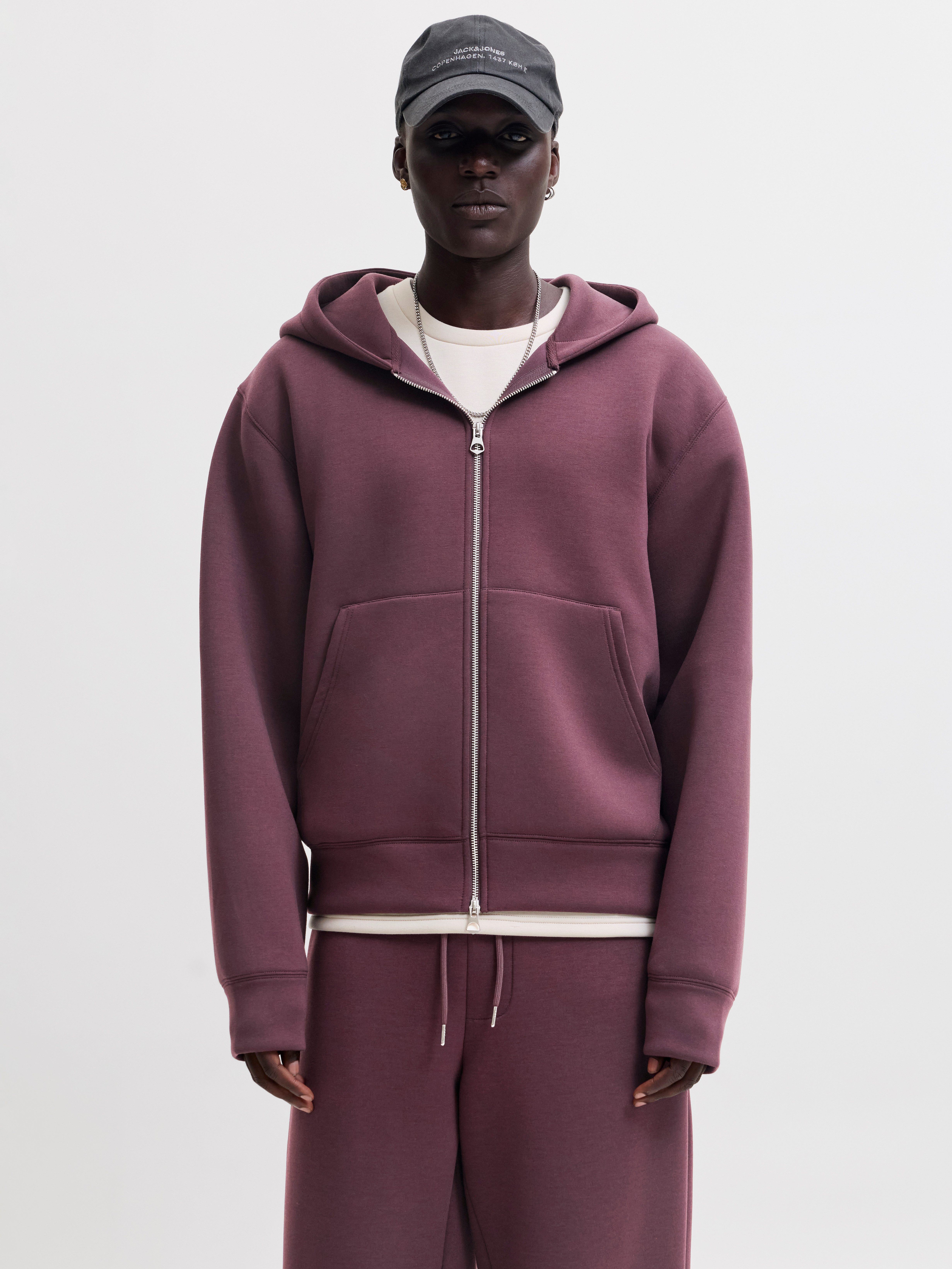 Jack & Jones Kapuzensweatjacke JCOLEGACY SWEAT SCUBA ZIP HOOD NOOS Materialmix, loose fit