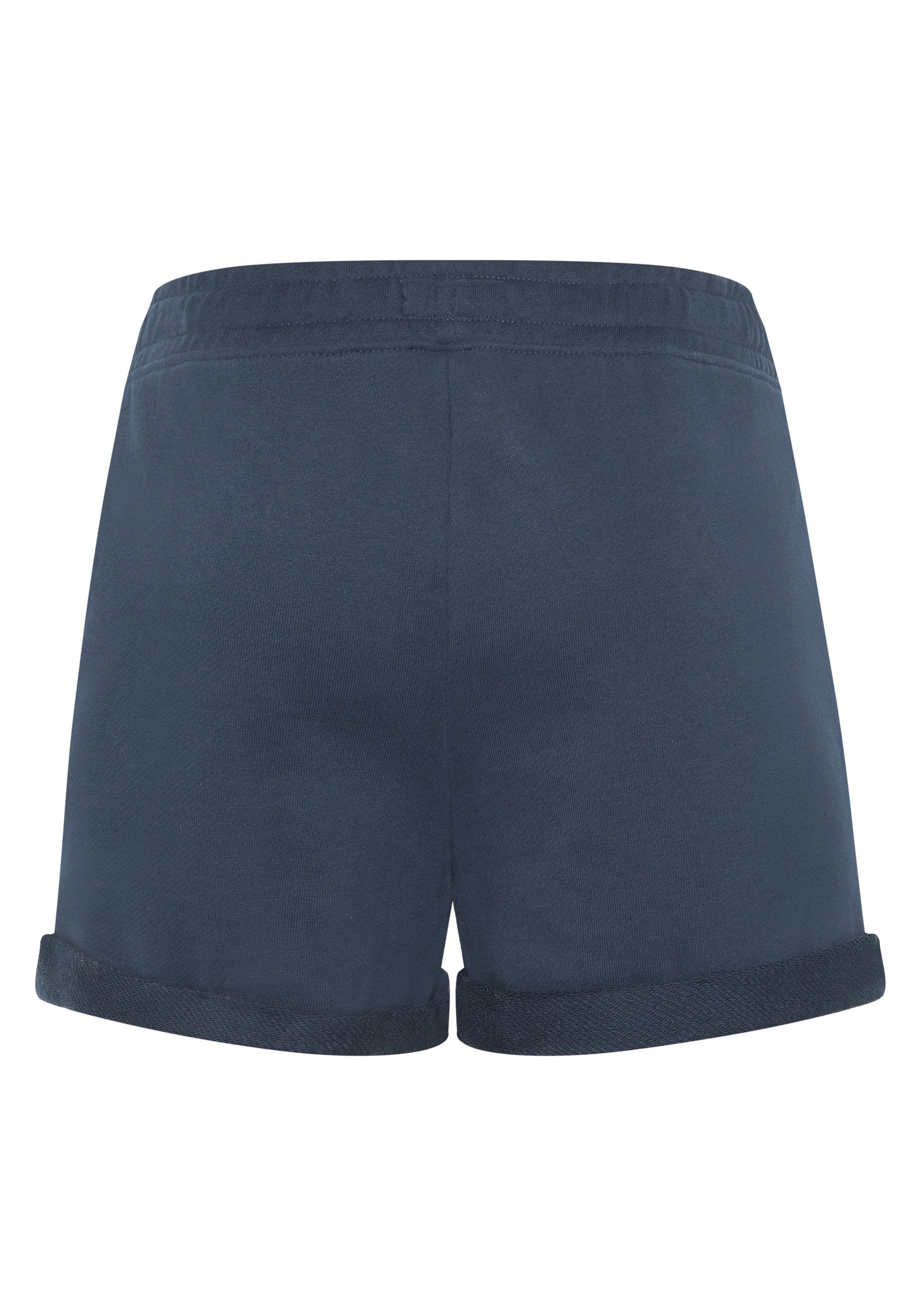 Total Kontrast-Akzenten Sylt Eclipse mit Polo 19-4010 Sweatshorts