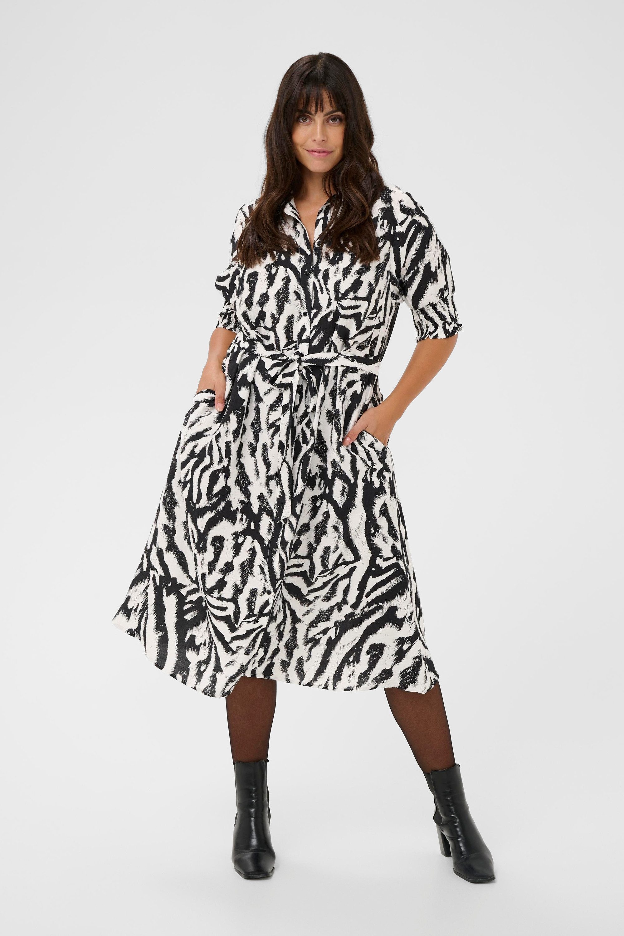 KAFFE Curve Blusenkleid Kleid KChalia Große Größen