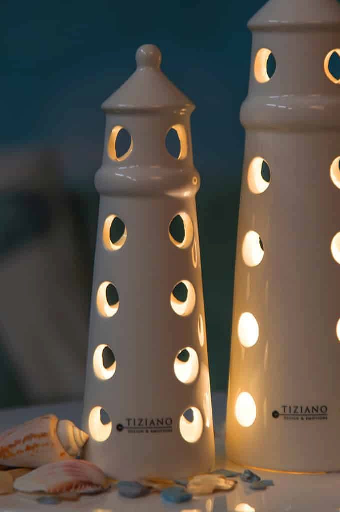 TIZIANO - DESIGN & EMOTIONS Dekofigur Dekoobjekt Deko Leuchtturm Farol LED Porzellan