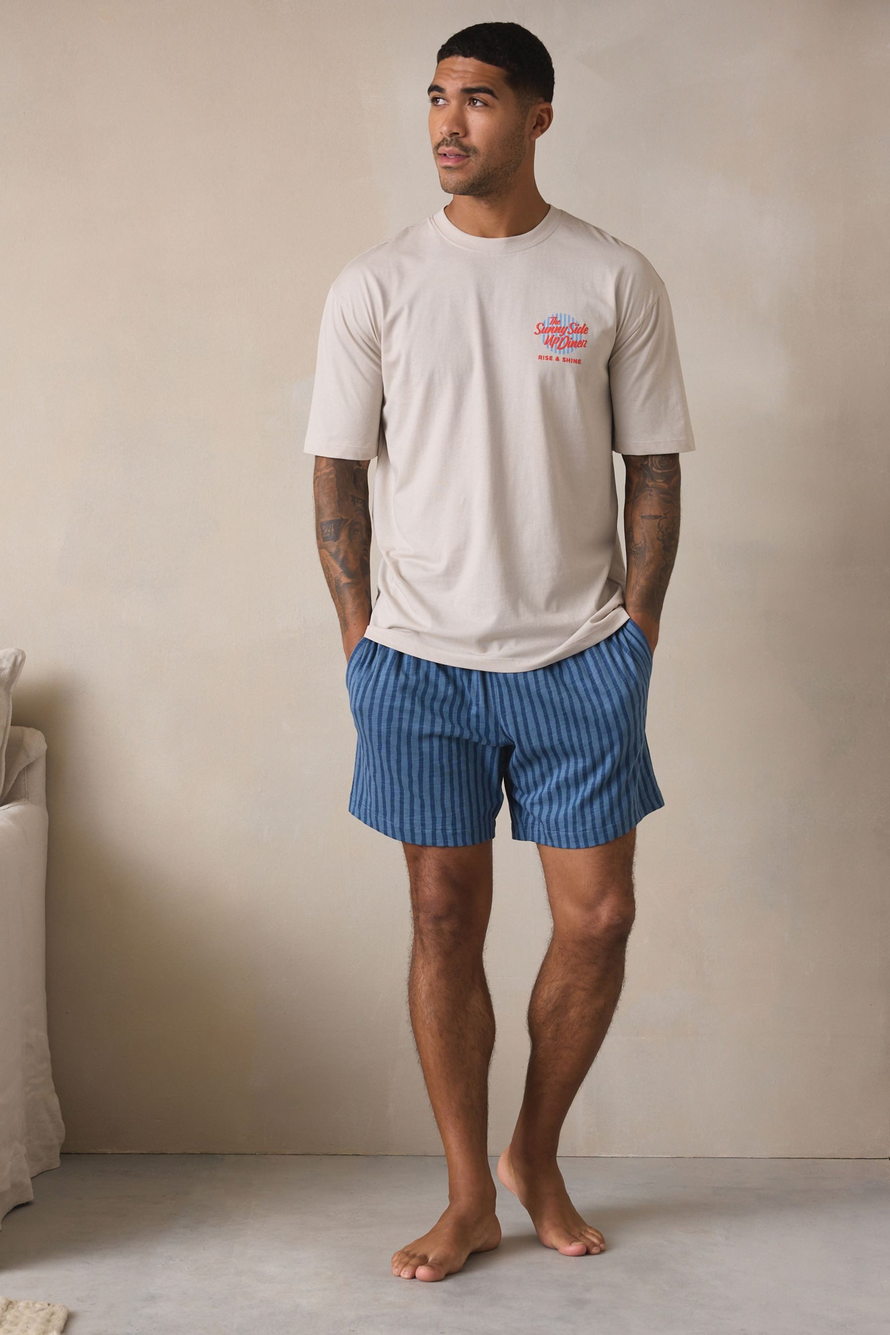 Next Pyjama Kurzärmeliger Jersey-Schlafanzug mit Grafik (2 tlg)