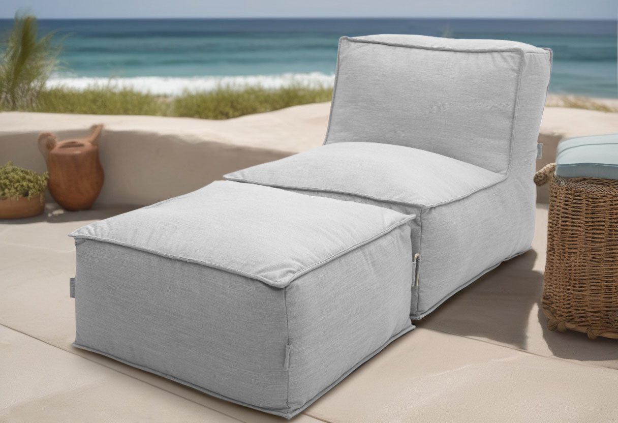 DOMO collection Hocker Fiu für Terrasse, Balkon, Garten, Camping - wetterfest, Aufblasbarer Outdoor Sitzhocker 75 x 70 cm, klein verstaubar