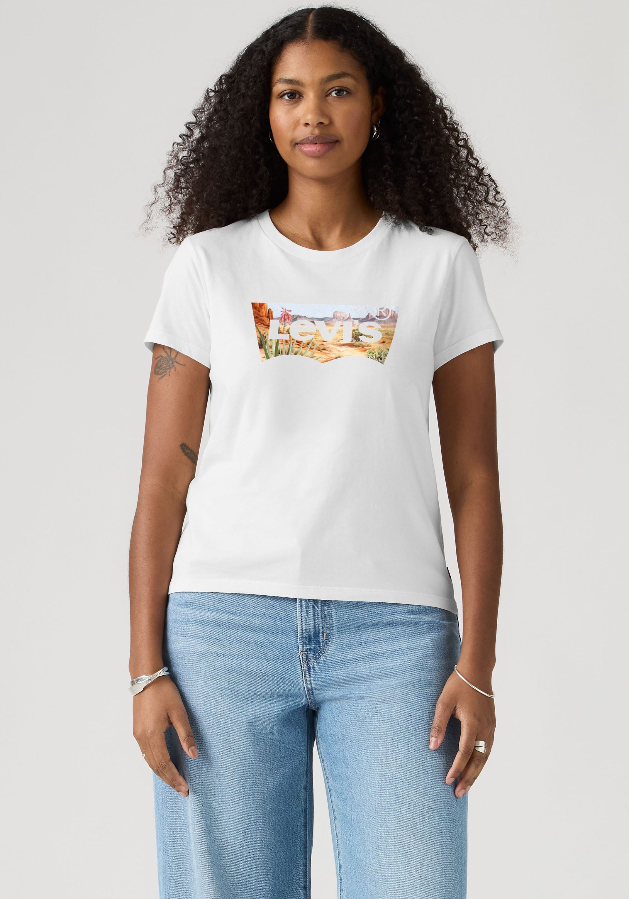 Levi's® Rundhalsshirt THE PERFECT TEE mit Logo im Metallic-Holo Print