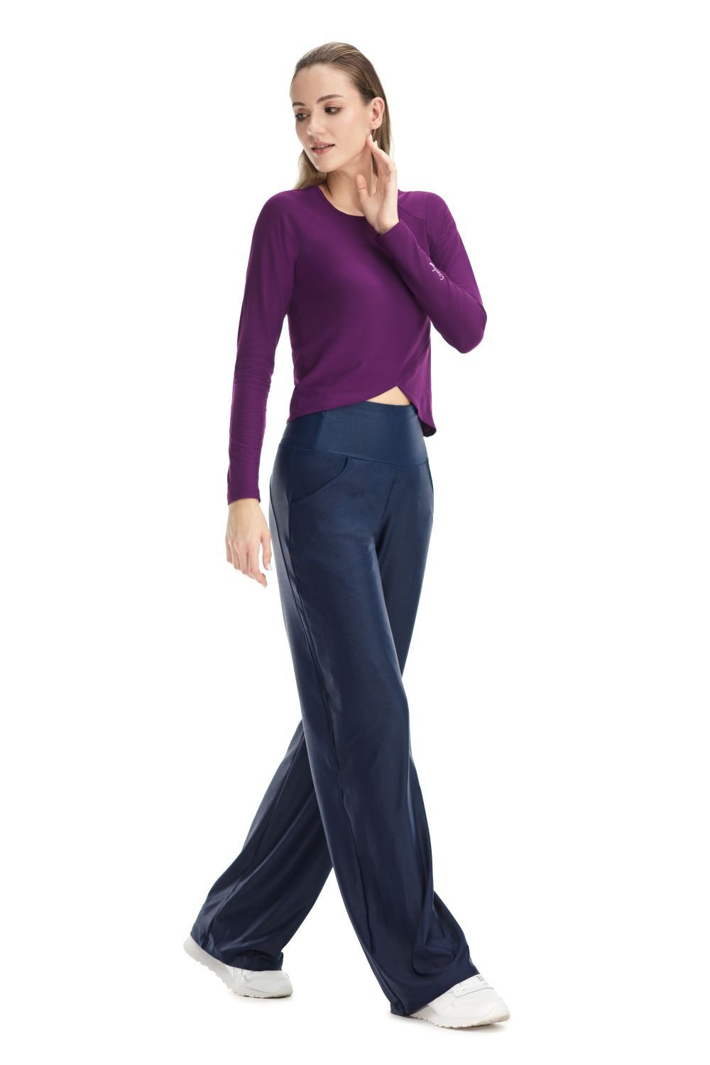 Winshape Langarmshirt Cropped Functional Light and Soft Overlap-Applikation