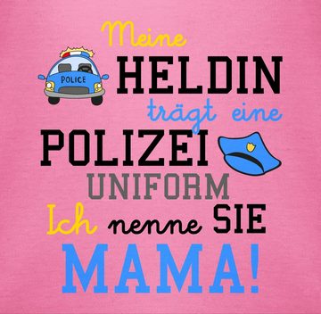 Shirtracer Shirtbody Meine Heldin trägt eine Polizei Uniform Mama - Geschenk zur Geburt Pol Event Geschenke Baby