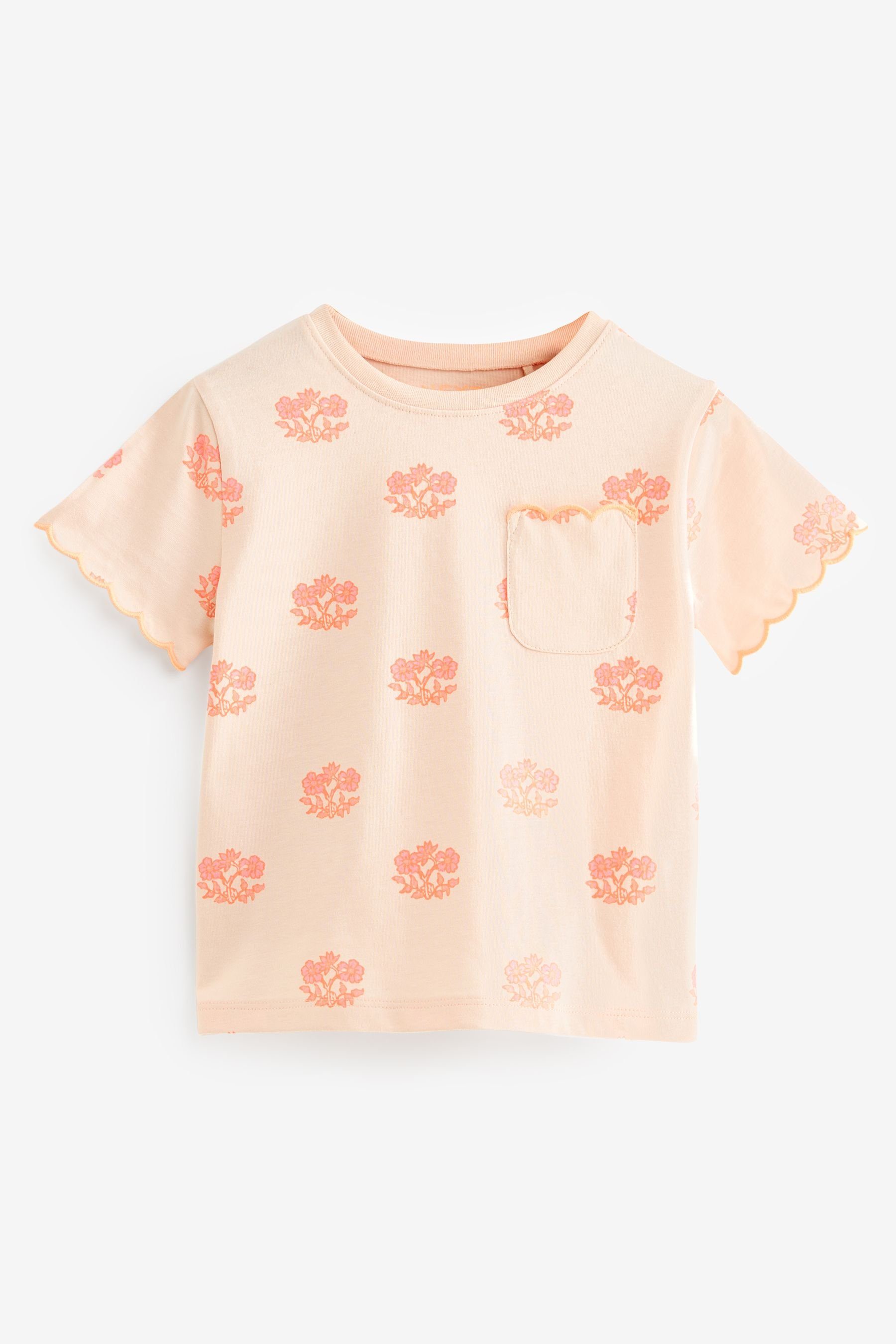T-Shirt T-Shirt mit Bogenkante