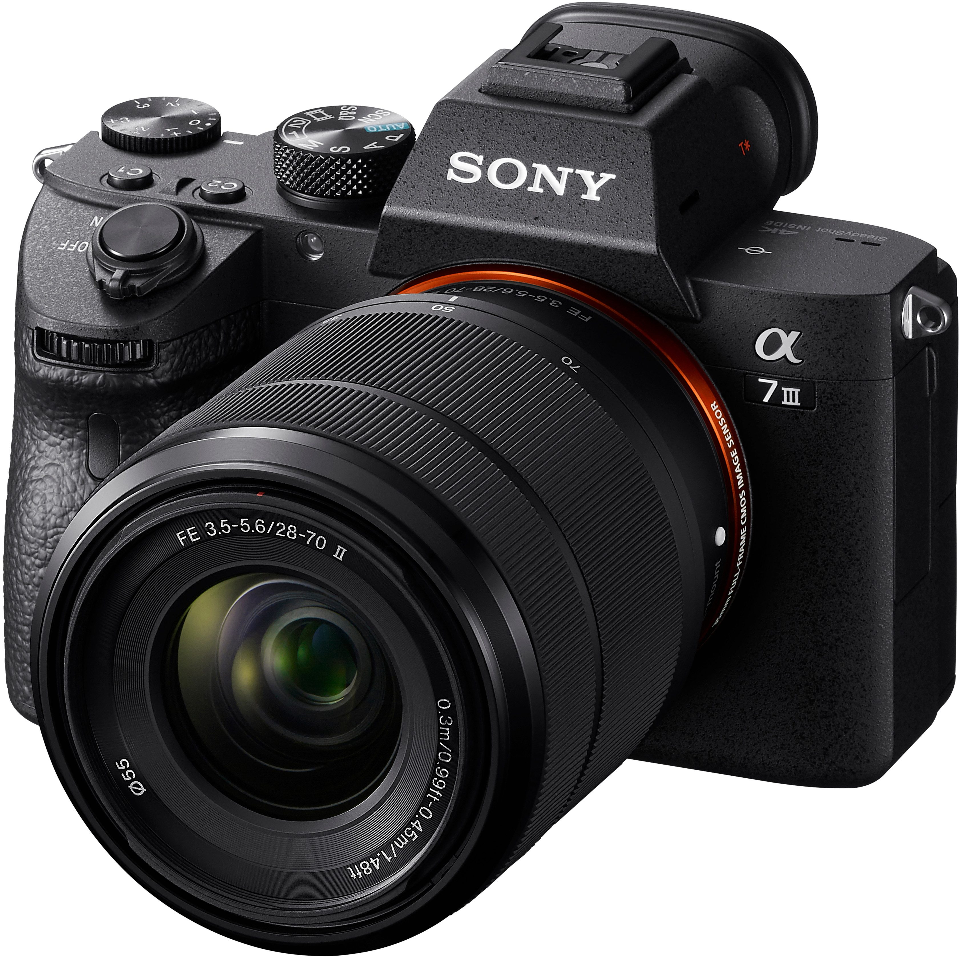 Sony Alpha 7 III Systemkamera (FE 28-70mm F3.5-5.6 OSS, 24,2 MP, 2,5x opt. Zoom, Bluetooth, WLAN)