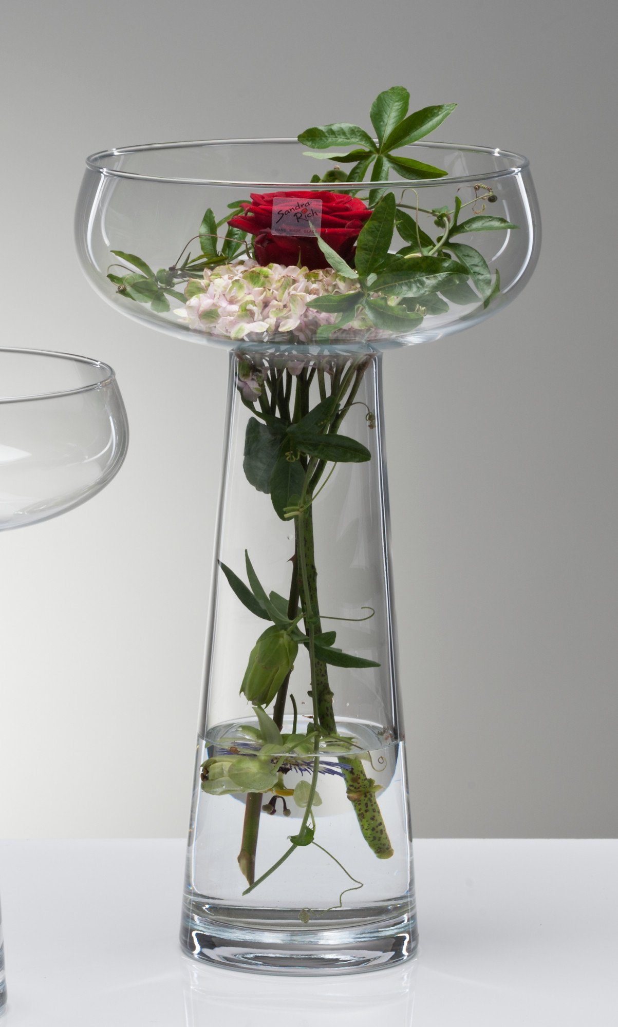 Sandra Rich Dekovase Glasvase Cup konisch hot cut von Sandra Rich günstig online kaufen