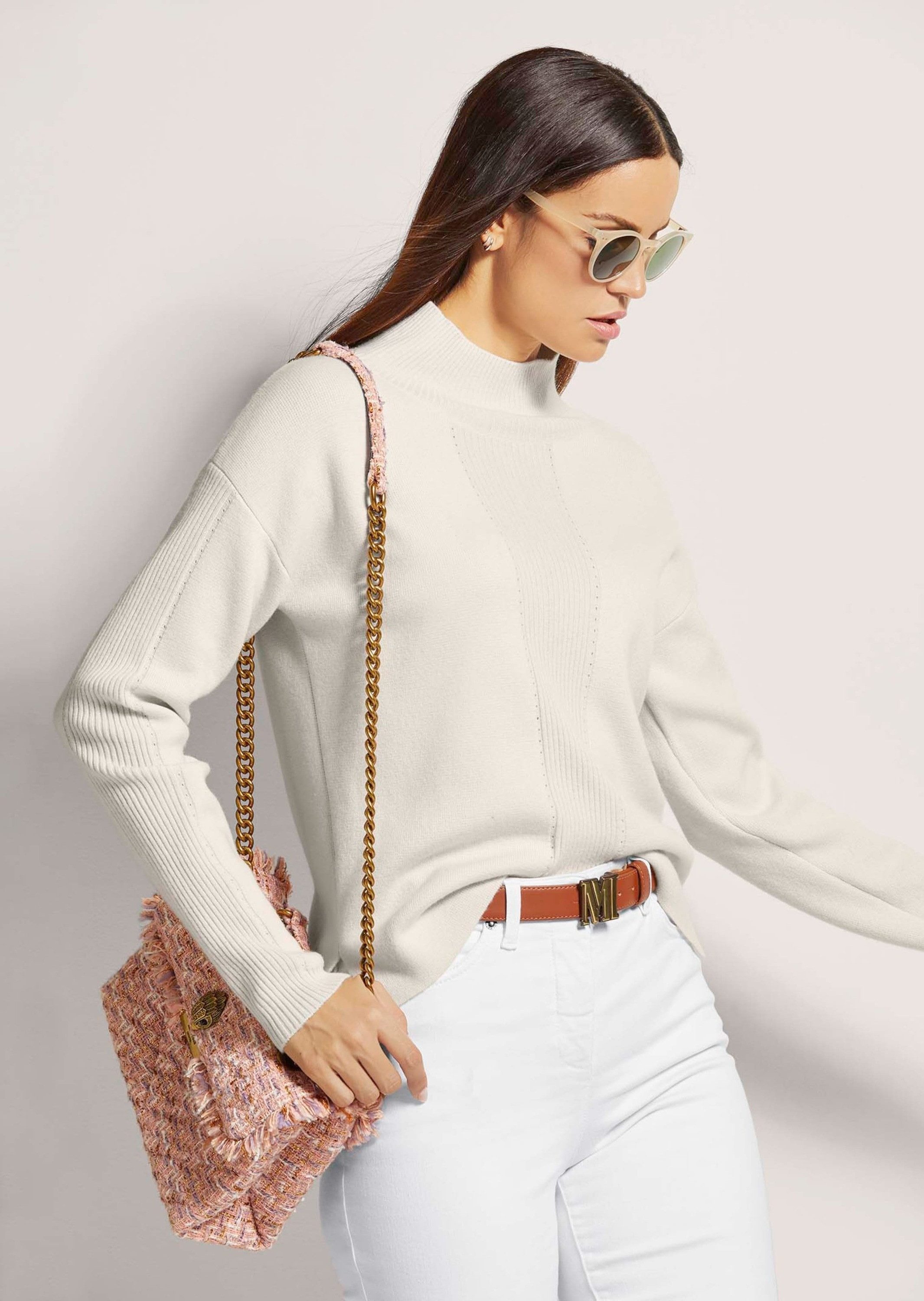 MADELEINE Strickpullover Kaschmir-Pullover mit Pointelle-Muster Pullover mit Stehkragen, überschnittene Schultern, Seitenschlitze