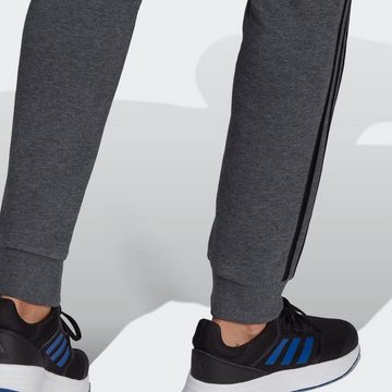 adidas Sportswear Sporthose ESSENTIALS FLEECE TAPERED CUFF 3STREIFEN HOSE (1-tlg)