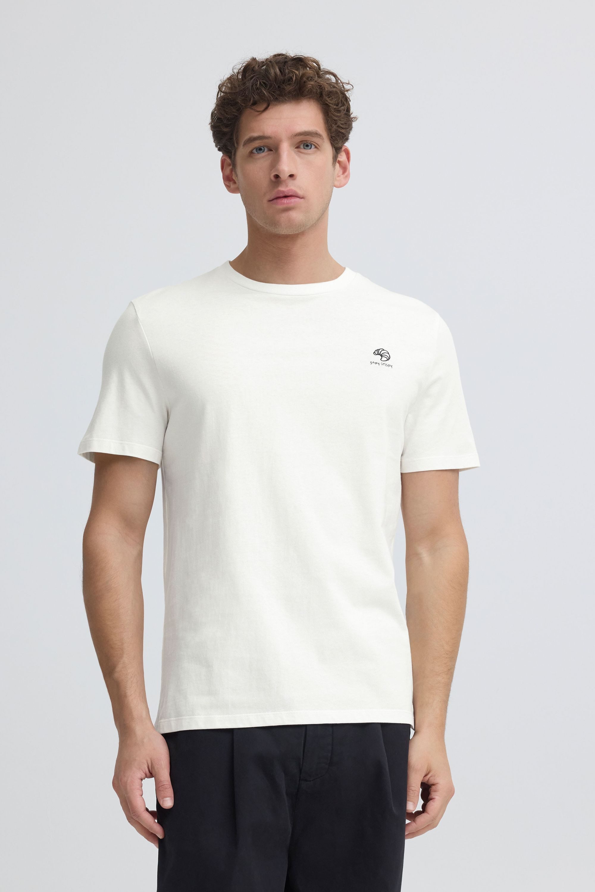 Casual Friday T-Shirt 20504704 Écru Regular Fit | Modivo.pl