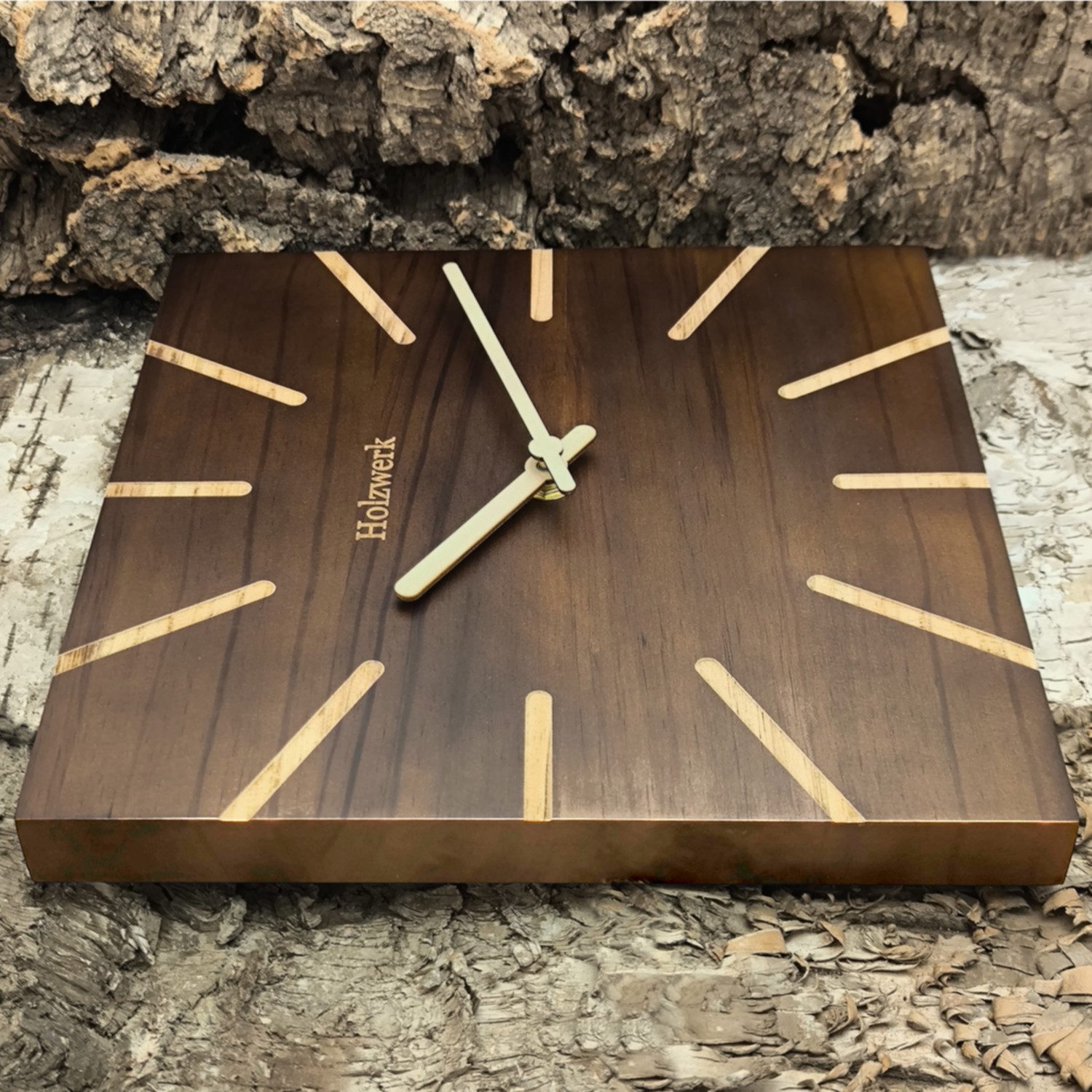 Holzwerk Wanduhr Eckige Designer Holz Quarzwanduhr (Nahezu lautloses Uhrwerk, analog, 25 cm)