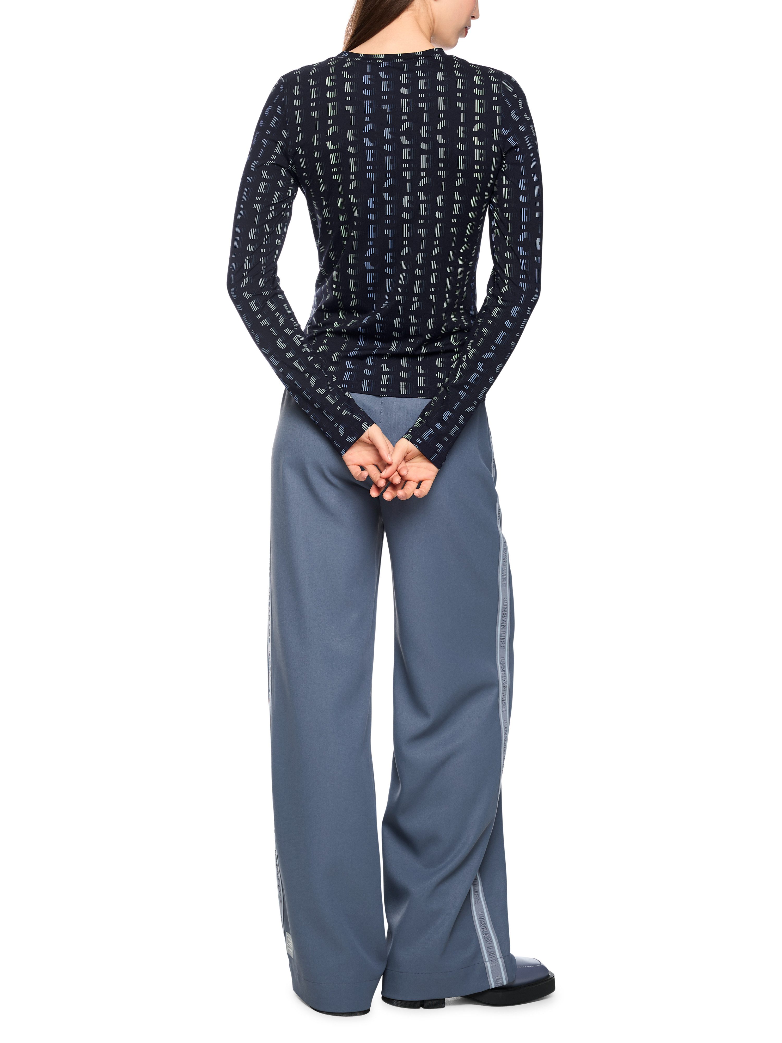 Marc Cain Langarmshirt Urban Haze Premium Damenmode mit grafischem Print