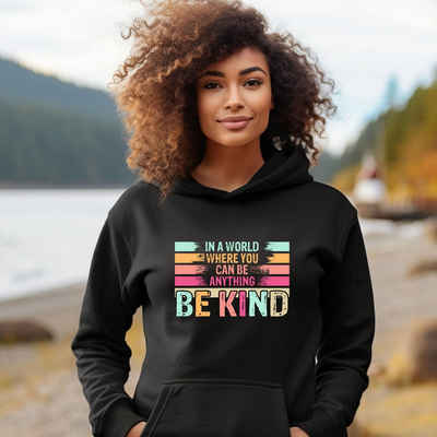 ANNIS Fashion & Accessoires Hoodie "BE KIND" (1-tlg) hoher Bio-Baumwollanteil, Statementdruck