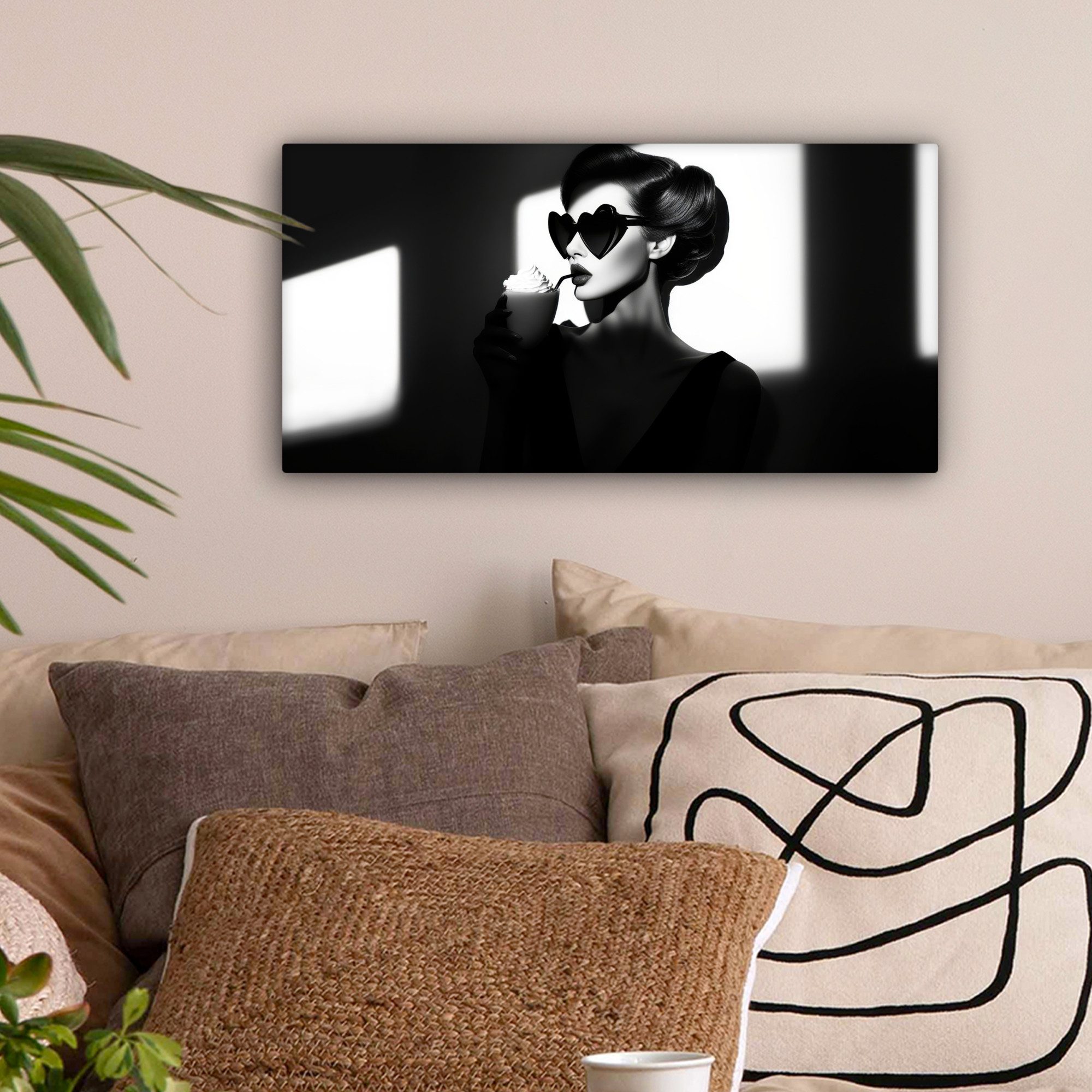 OneMillionCanvasses® Leinwandbild Panorama Frau - Schwarz - Herz, Fotodruck (1 St), Wandbild, Deko Schlafzimmer Wohnzimmer Flur 40x20 cm