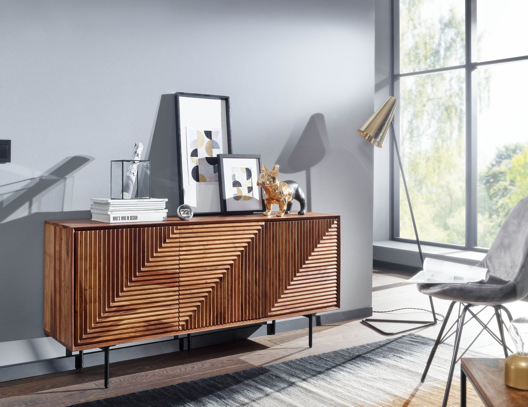 furnicato Sideboard Massivholz, Walnuss Finish 148x72x40 cm Braun (1 St), Anrichte mit 3D-Fronten und Magnetstoppern für dein Wohnzimmer