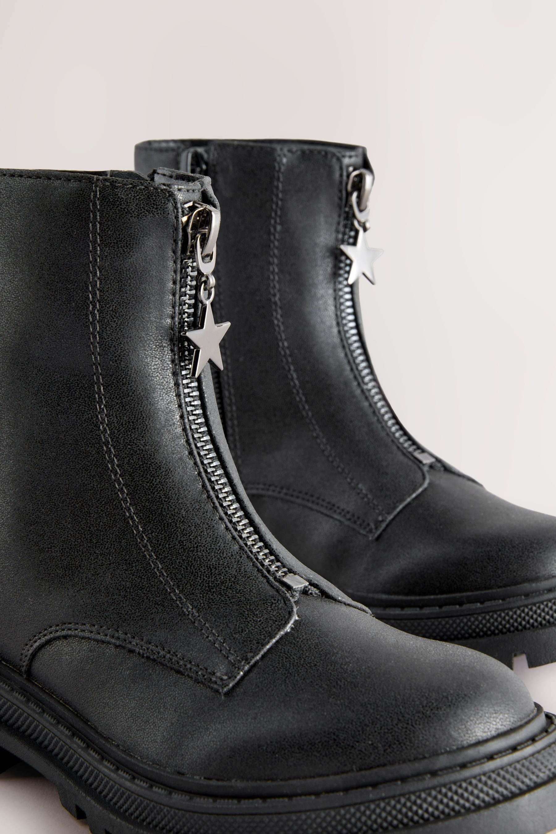 Next Stiefeletten mit Reißverschluss vorne Stiefelette (1-tlg)