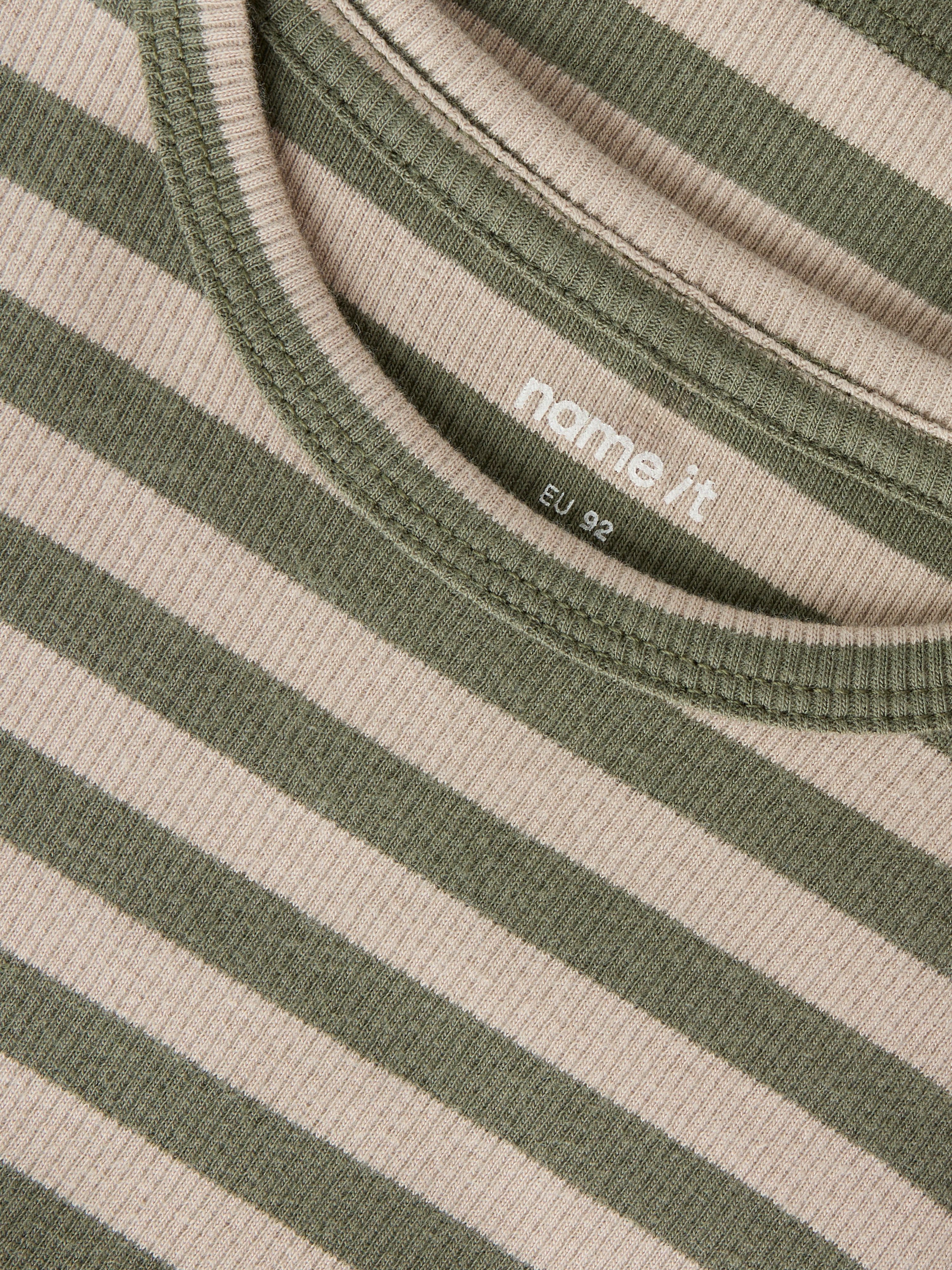 Name It T-Shirt NMNBANIO LS XSL TOP NOOS Baumwollmischung, slim fit