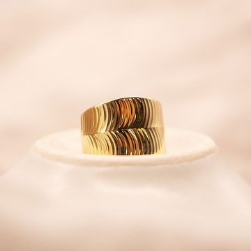 Fascination by Ellen K. Fingerring 333 Gold diamantiert