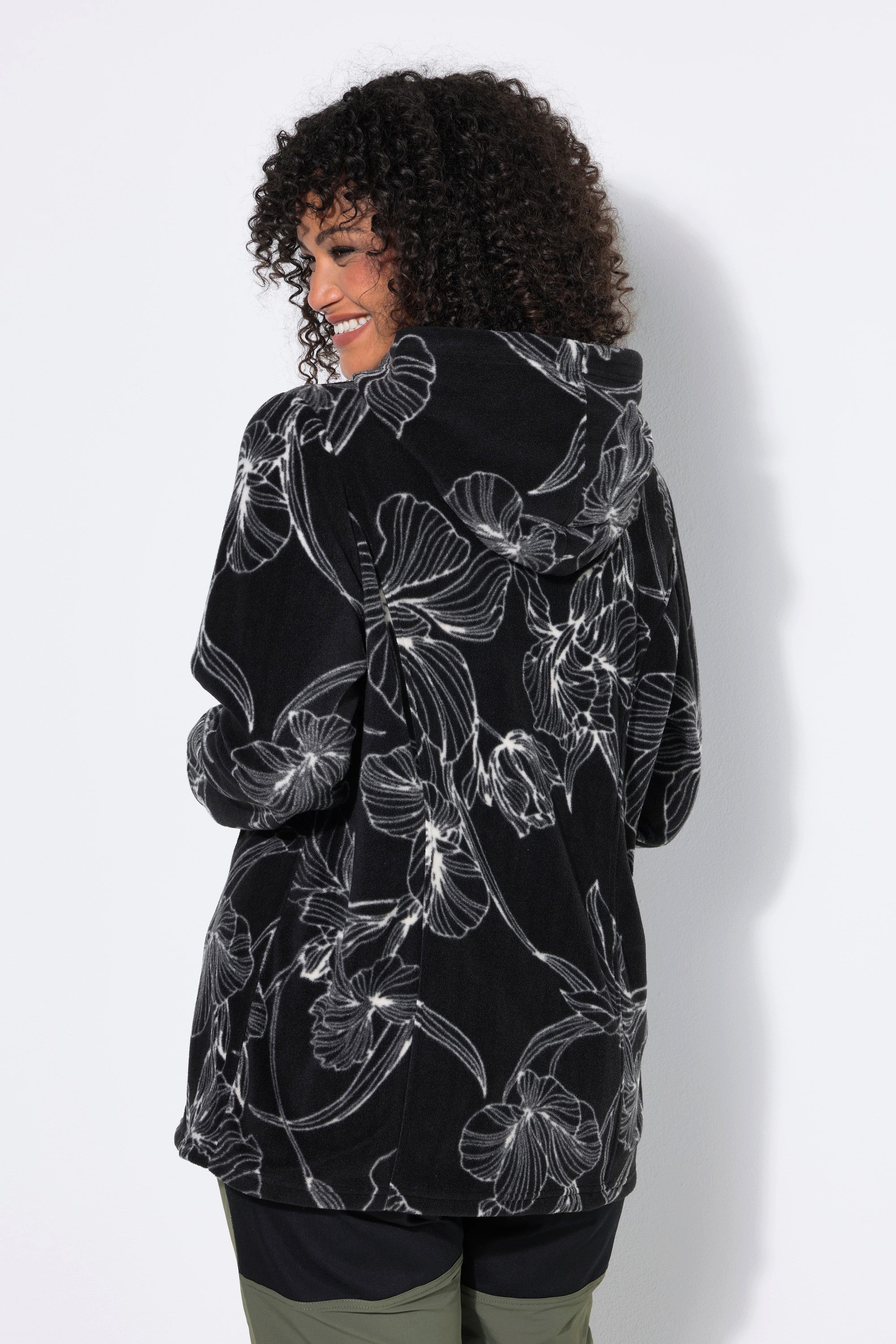 Ulla Popken Sweatjacke Fleecejacke Blütenmuster Kapuze Langarm – Bild 3 von 4