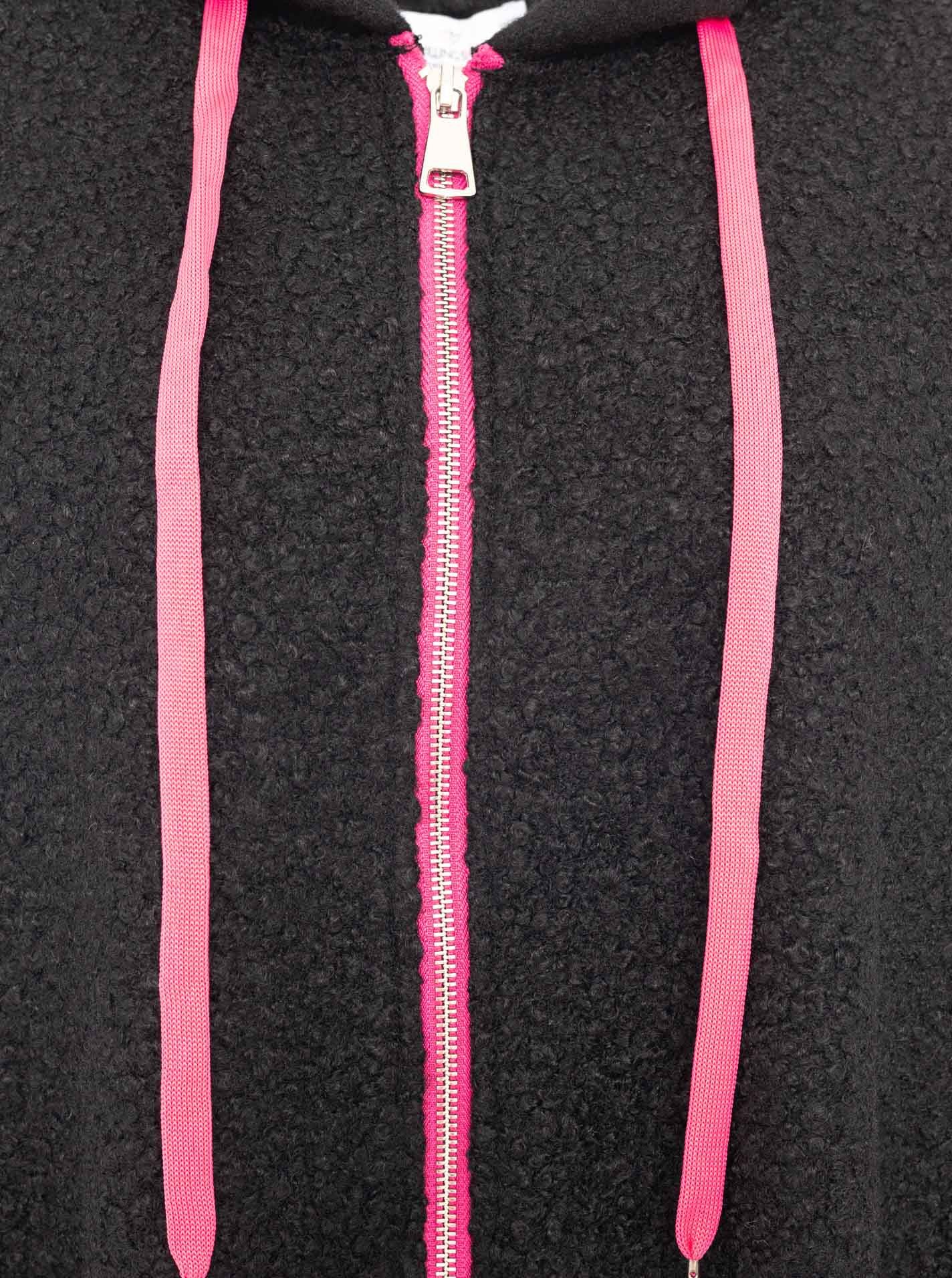 Zwillingsherz Kurzmantel "Neon" aus Teddystoff mit Kapuze, Reißverschluss und Taschen