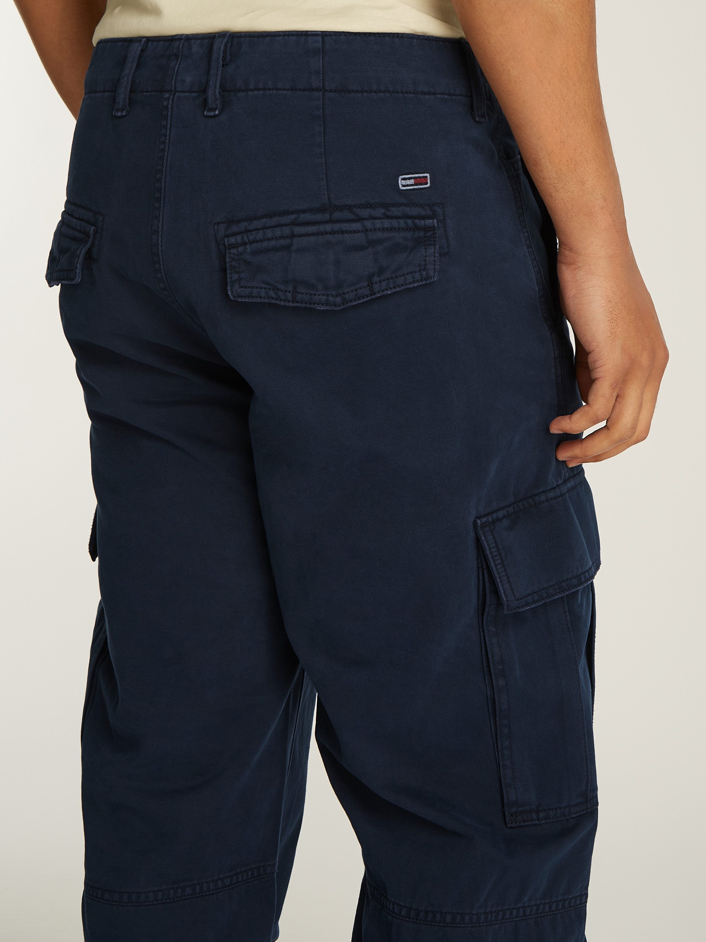 Tommy Jeans Cargohose TJM AUSTIN CARGO mit Logostickerei