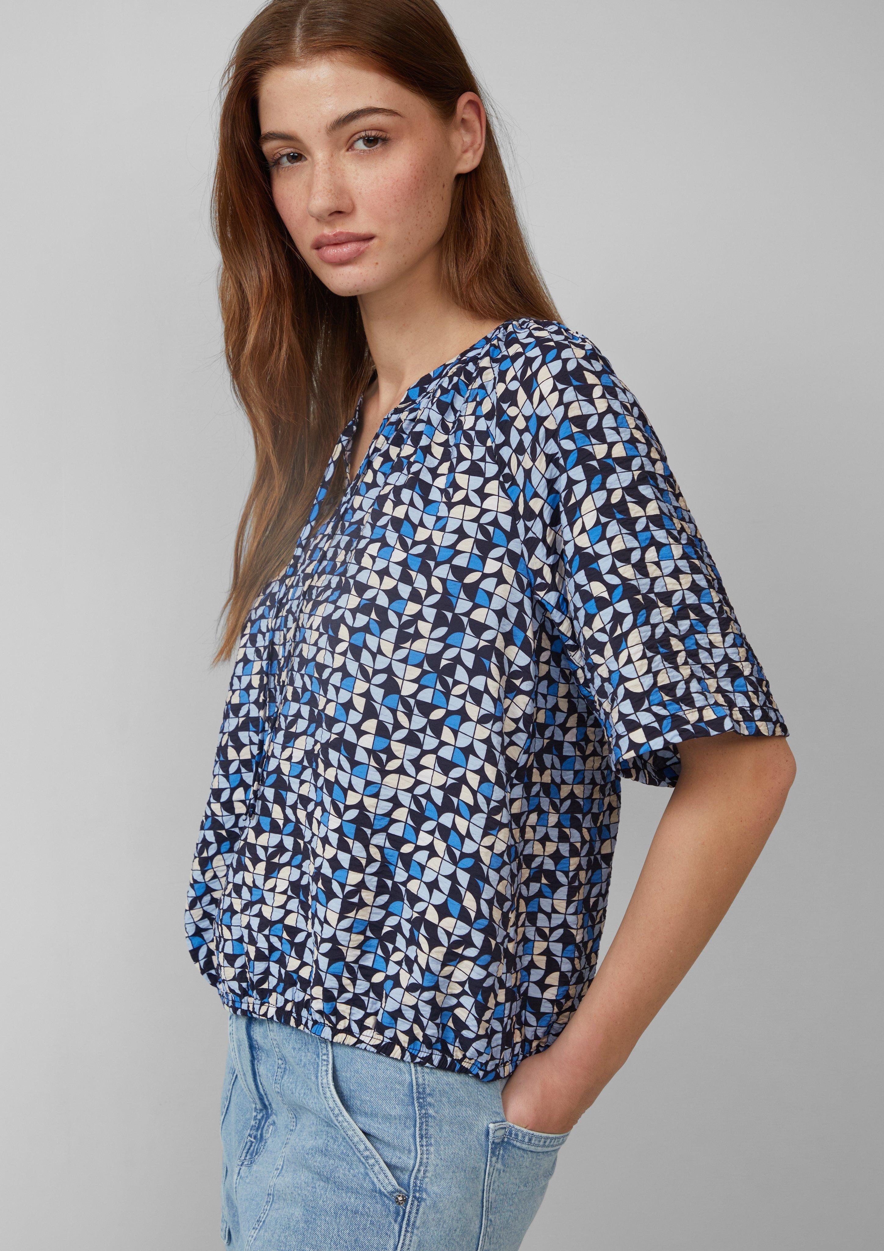 Kurzarmbluse Strukturierte Bluse mit Halbarm im O-Shape