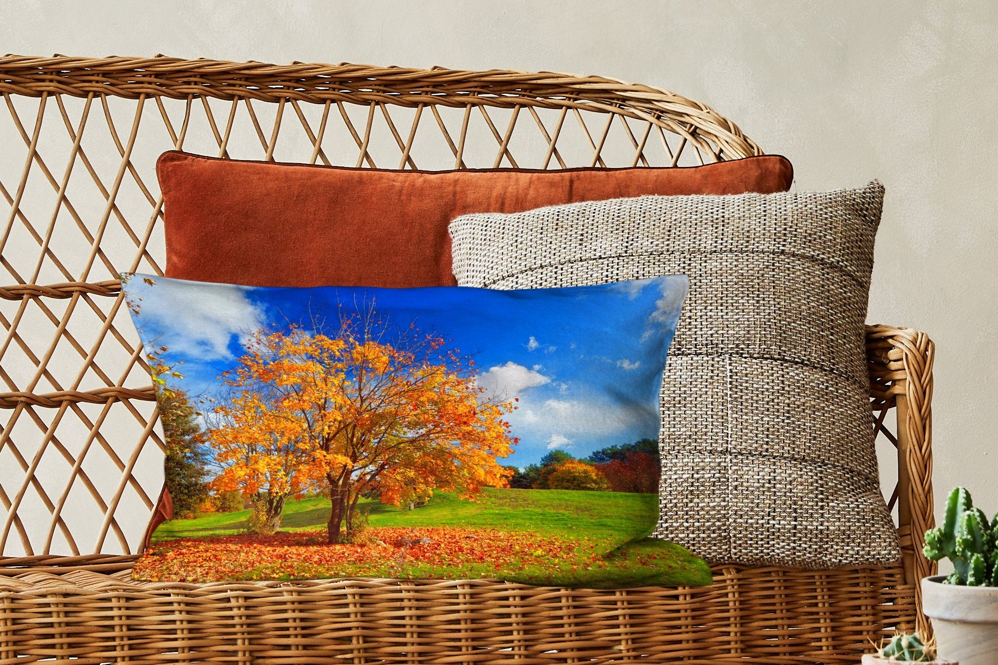Jahreszeiten, mit Schlafzimmer - Blätter Wohzimmer - Dekokissen Dekoration, - Zierkissen, Füllung, Dekokissen Herbst MuchoWow Baum