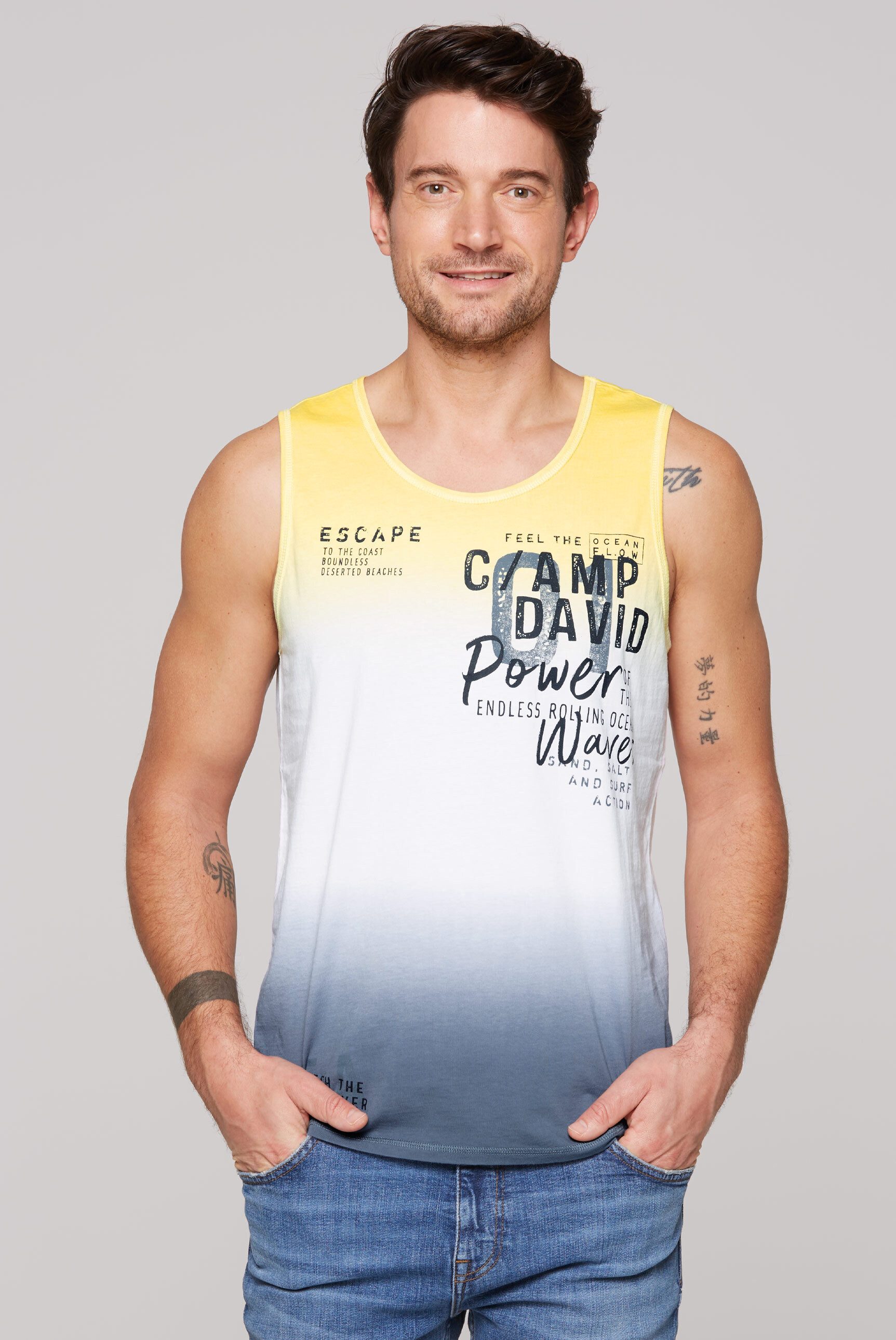 Camp David Herren T-Shirt Mit Diagonalem Dip-Dye-Effekt Und Logo Print