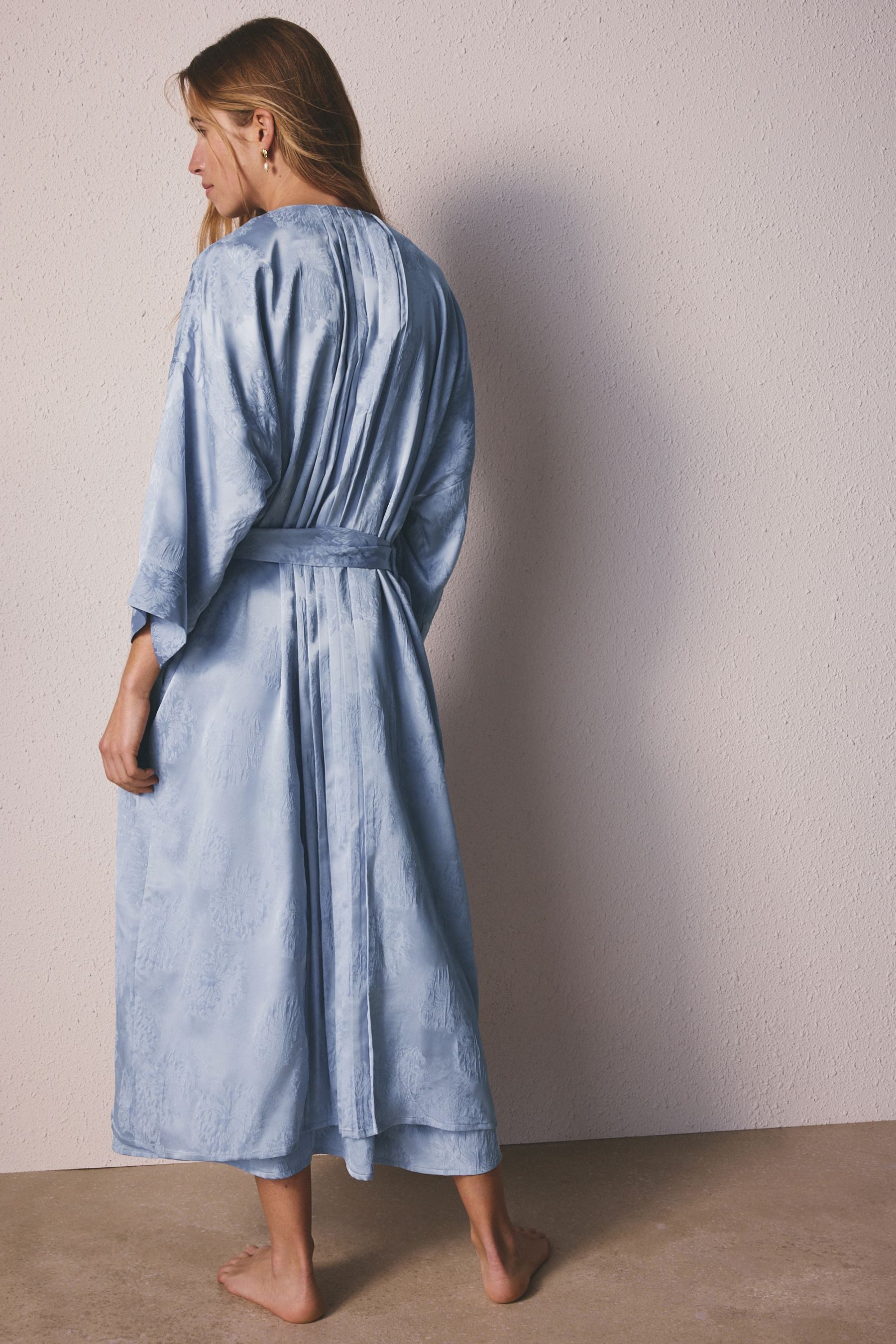 Next Damenbademantel Satinmorgenmantel aus Jacquard