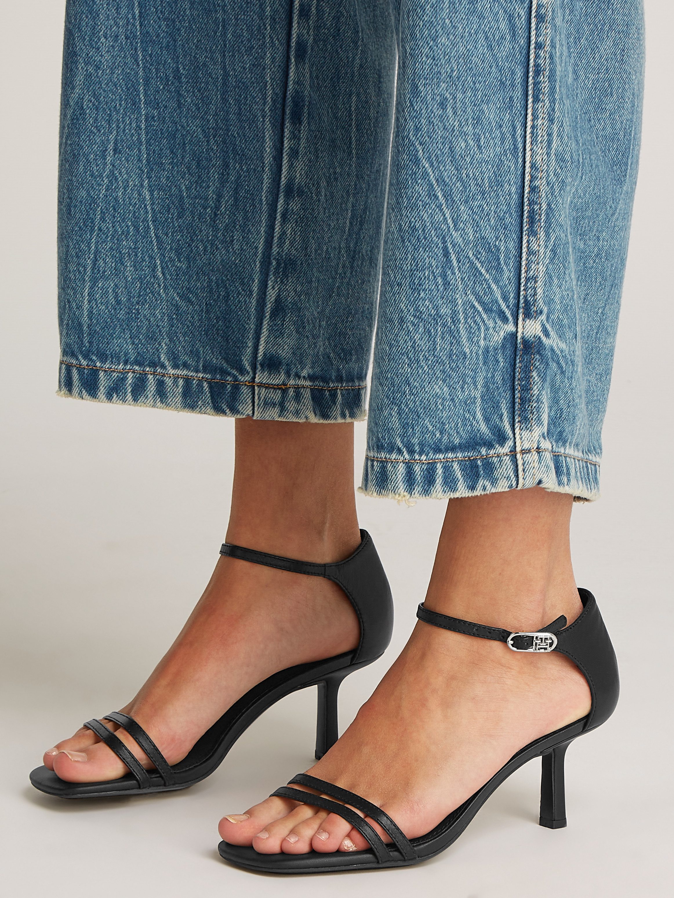 Tommy Hilfiger KITTEN HEEL SANDAL LEATHER günstig online kaufen
