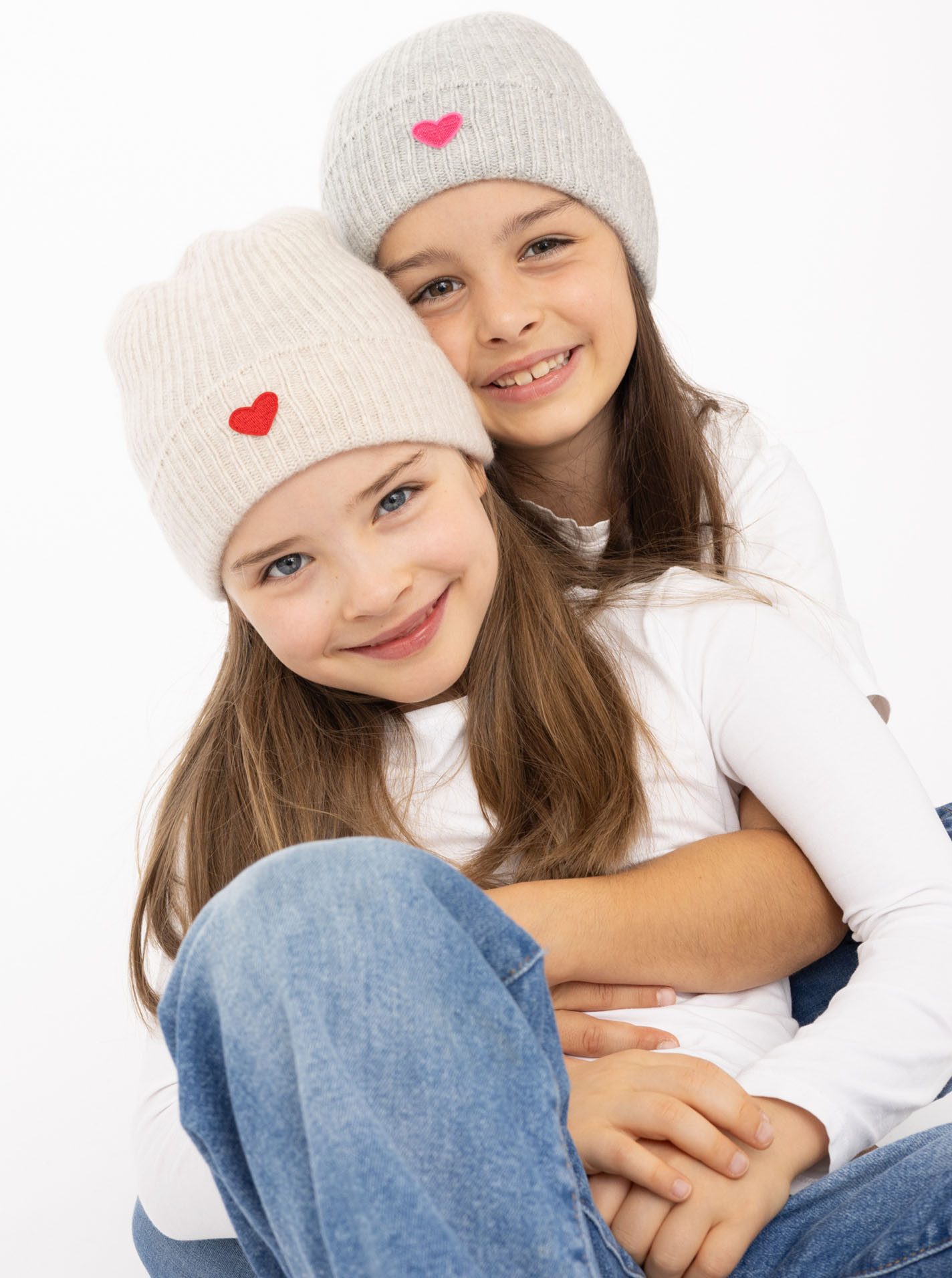 Zwillingsherz Beanie "Heart-Patch" Kids-Kaschmir Mütze mit Herzpatch