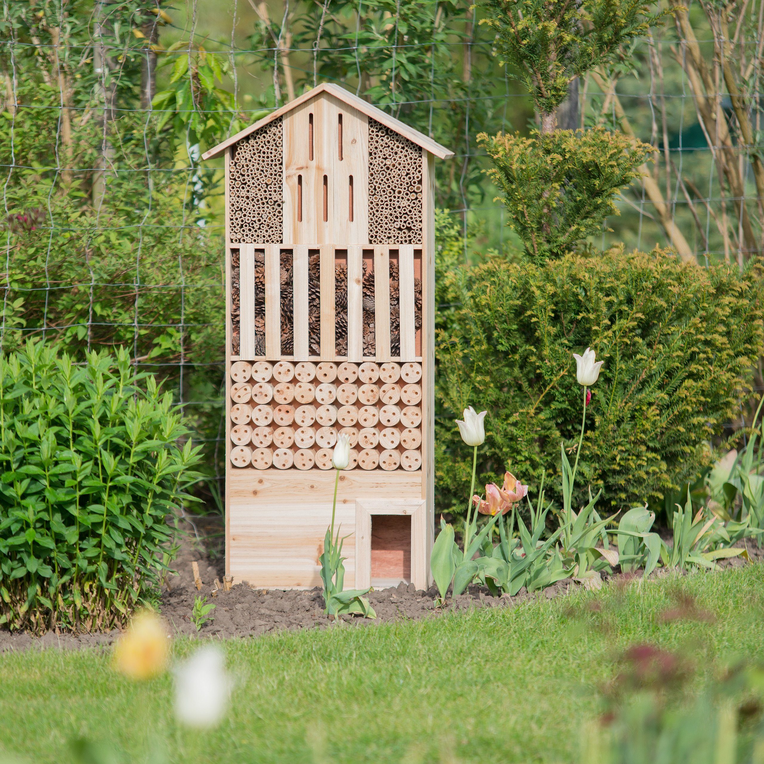 relaxdays Insektenhotel natur XXL mit Igelhaus