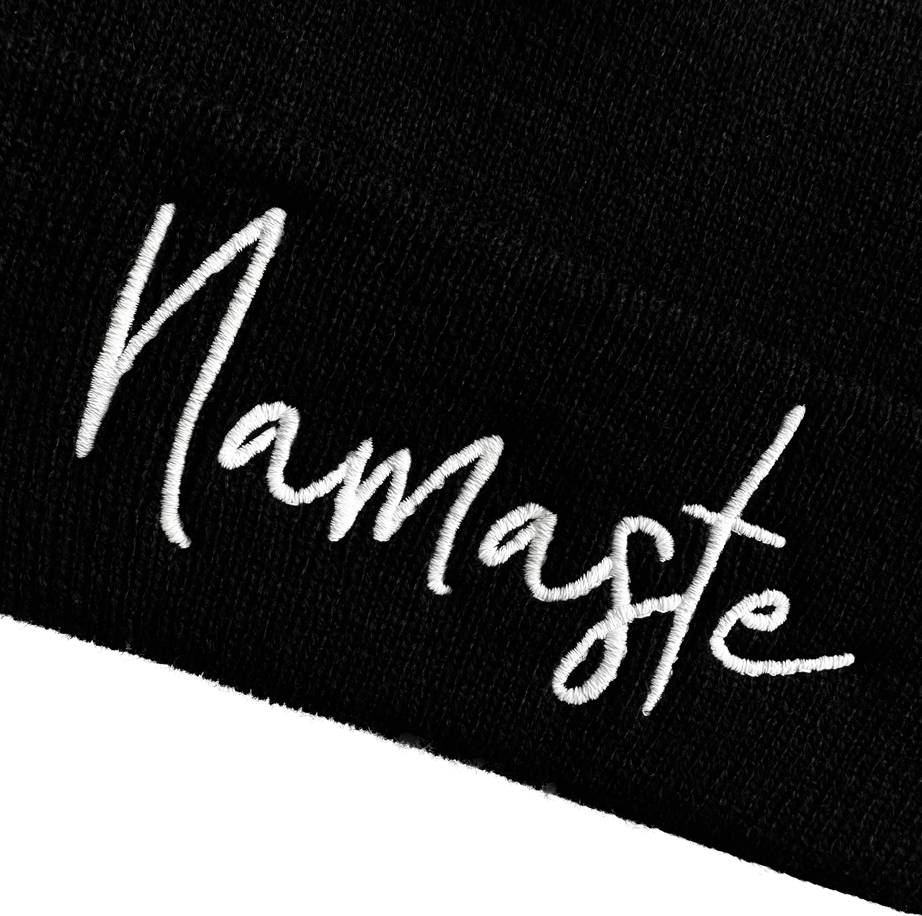 Namaste (Beanie Unisex mit Yoga breitem Streetwear Umschlag bestickt Strickmütze Wintermütze Schnoschi Mütze)