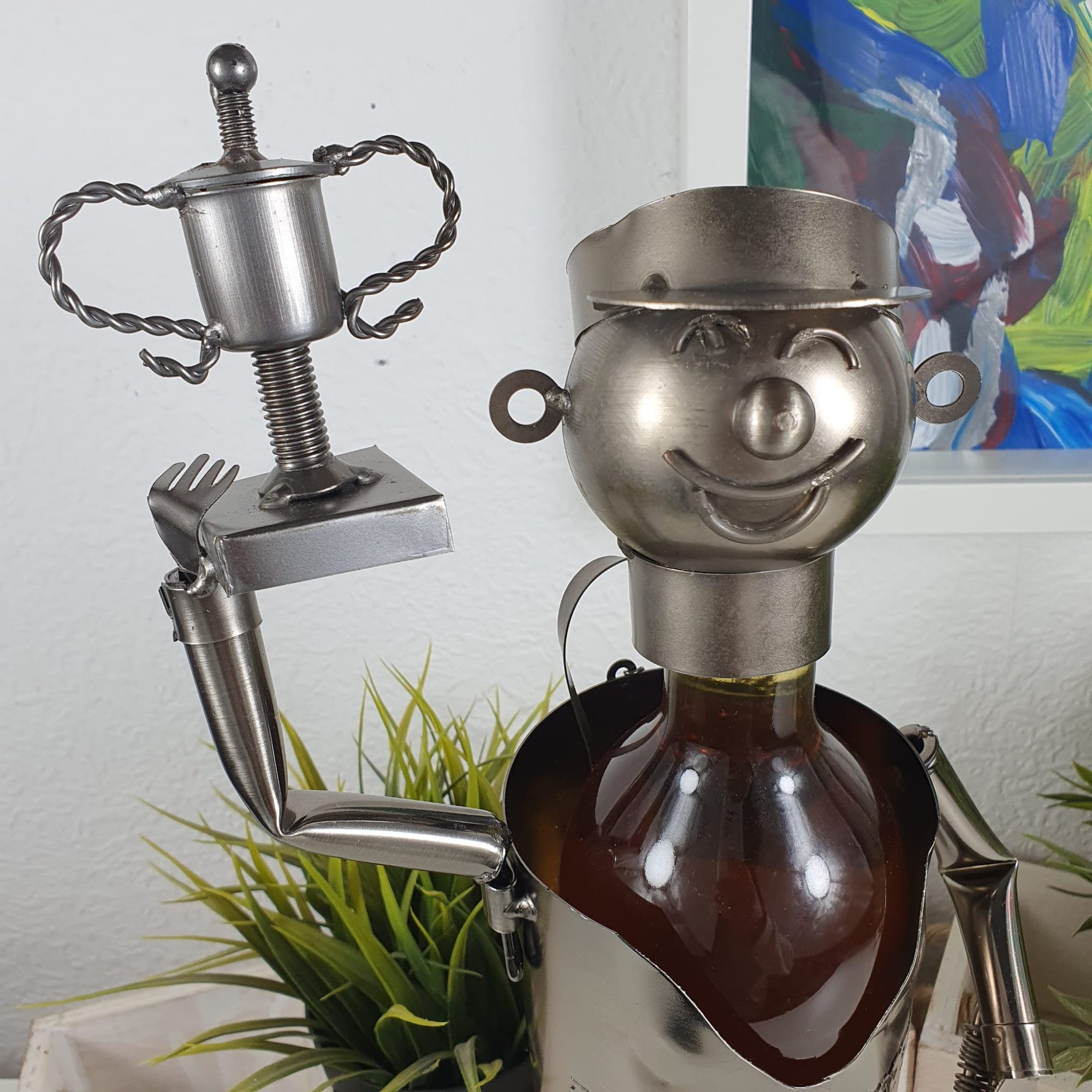 Aspinaworld Weinflaschenhalter Deko Weinflaschenhalter Tennisspieler mit Pokal 39 cm