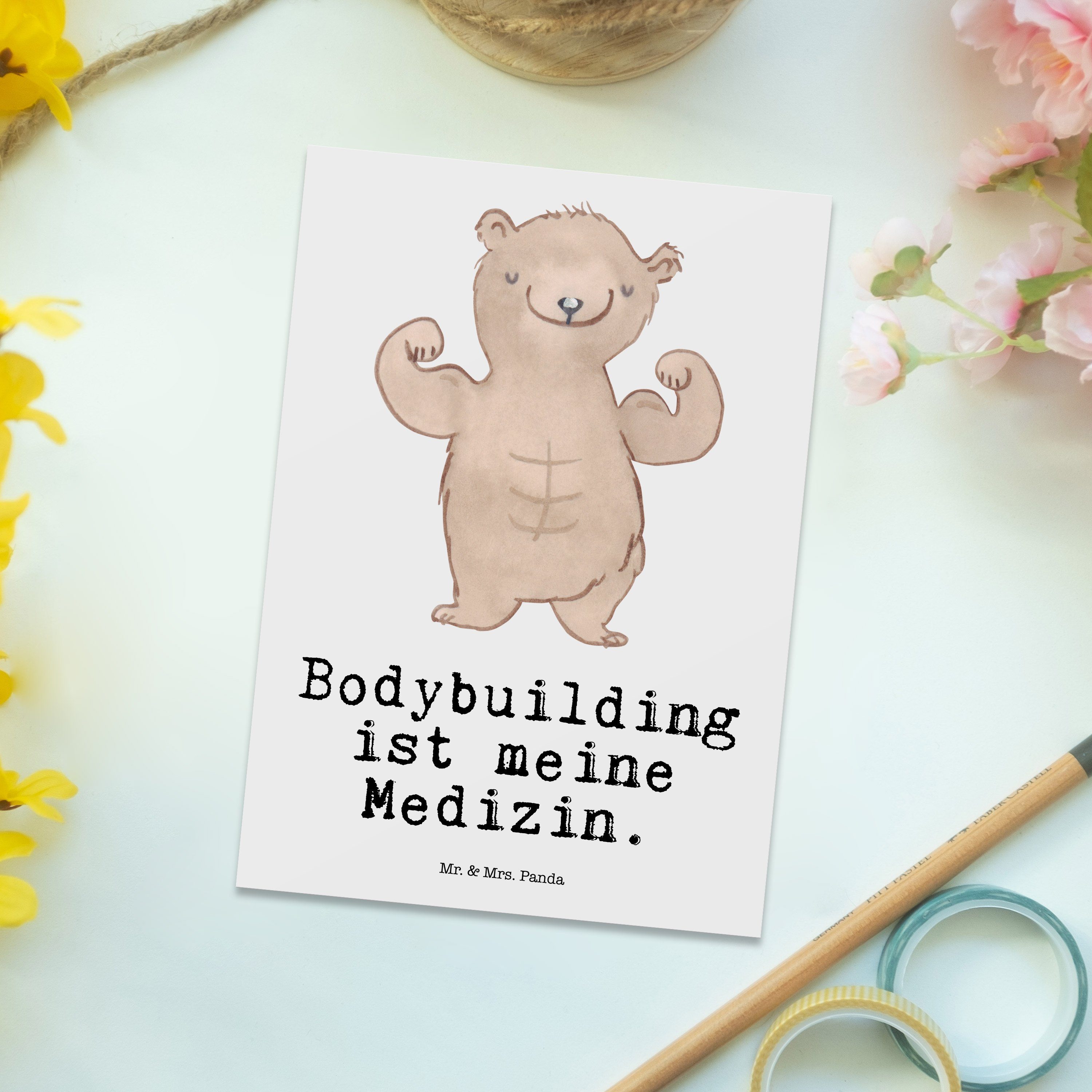 Mr. & Mrs. Panda Postkarte Bär Bodybuilding Medizin - Weiß - Geschenk, Einladungskarte, Dankeska