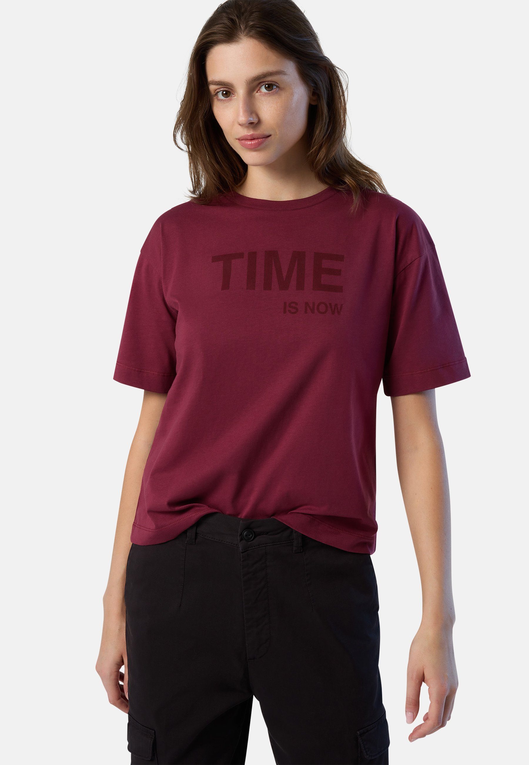 North Sails T-Shirt T-Shirt Design mit burgunder mit klassischem Slogan-Print
