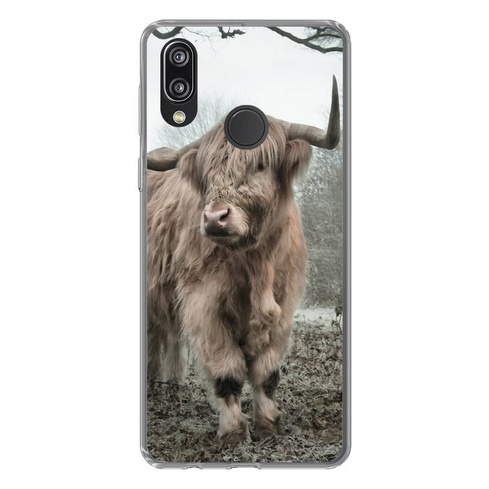 MuchoWow Handyhülle Schottischer Highlander - Wald - Nebel - Kuh - Tiere - Natur Handyhülle Huawei P20 Lite (2019) Handy Case Silikon Bumper Case