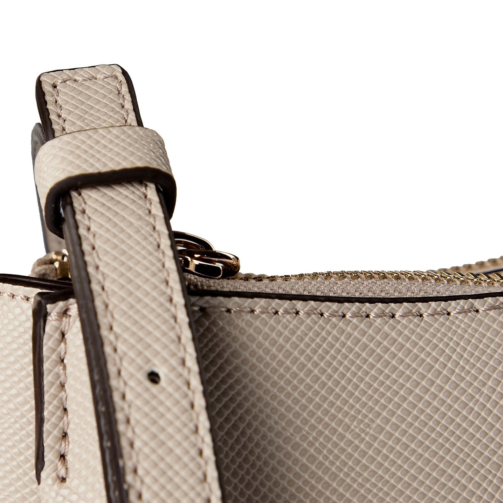 Guess Schultertasche Noelle, Polyurethan